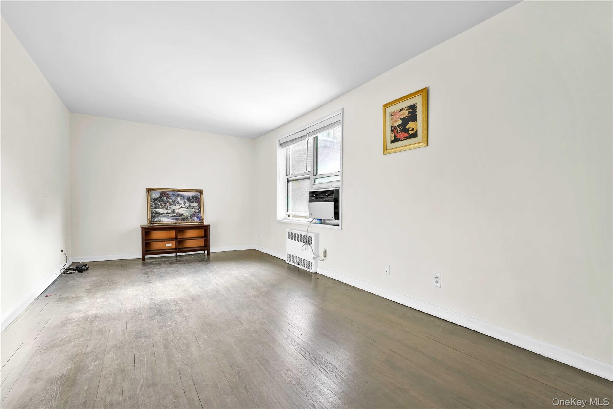 27-10 Parsons Boulevard 2f Property Photo 5