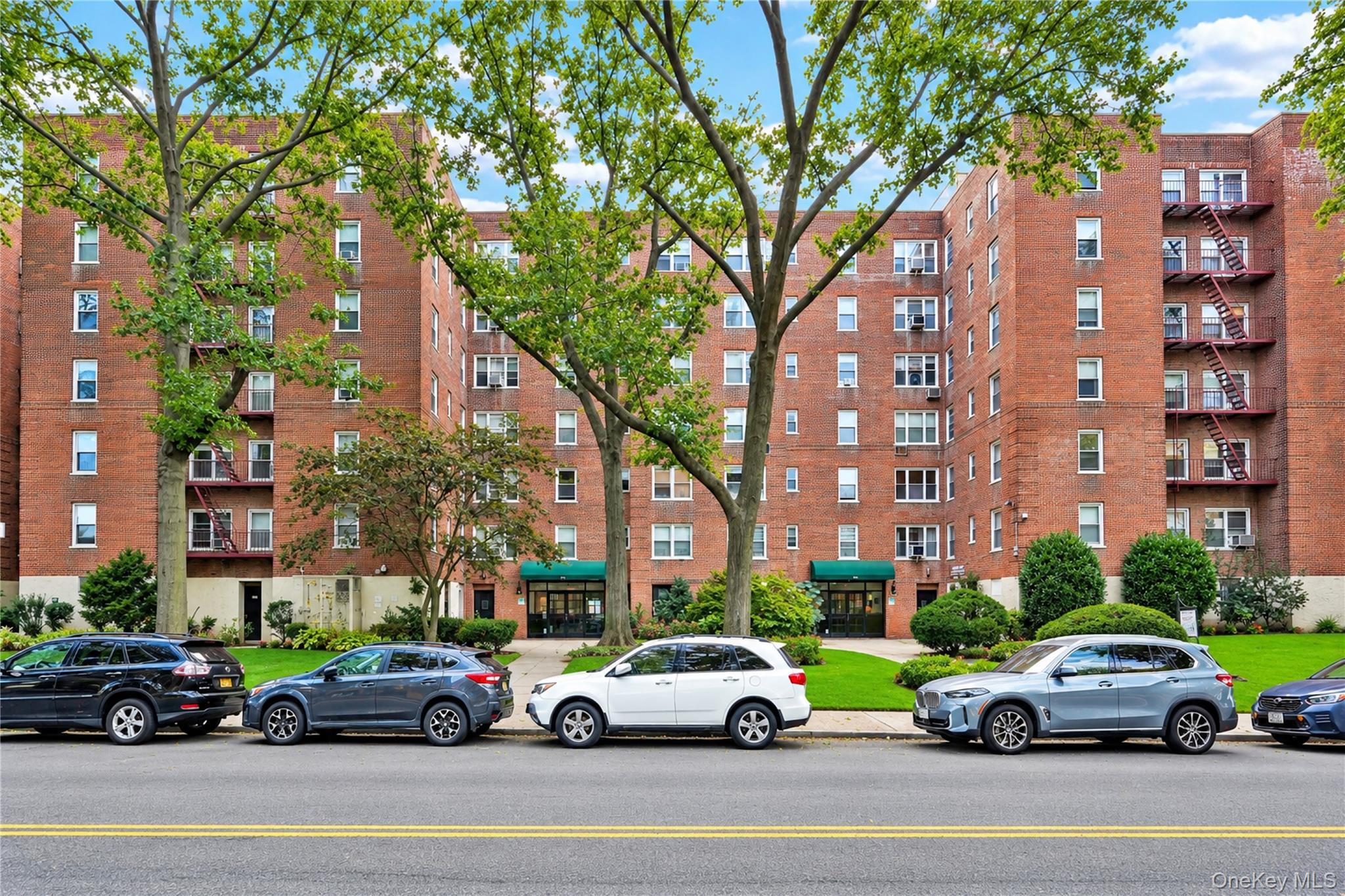 27-10 Parsons Boulevard 2f Property Photo 20