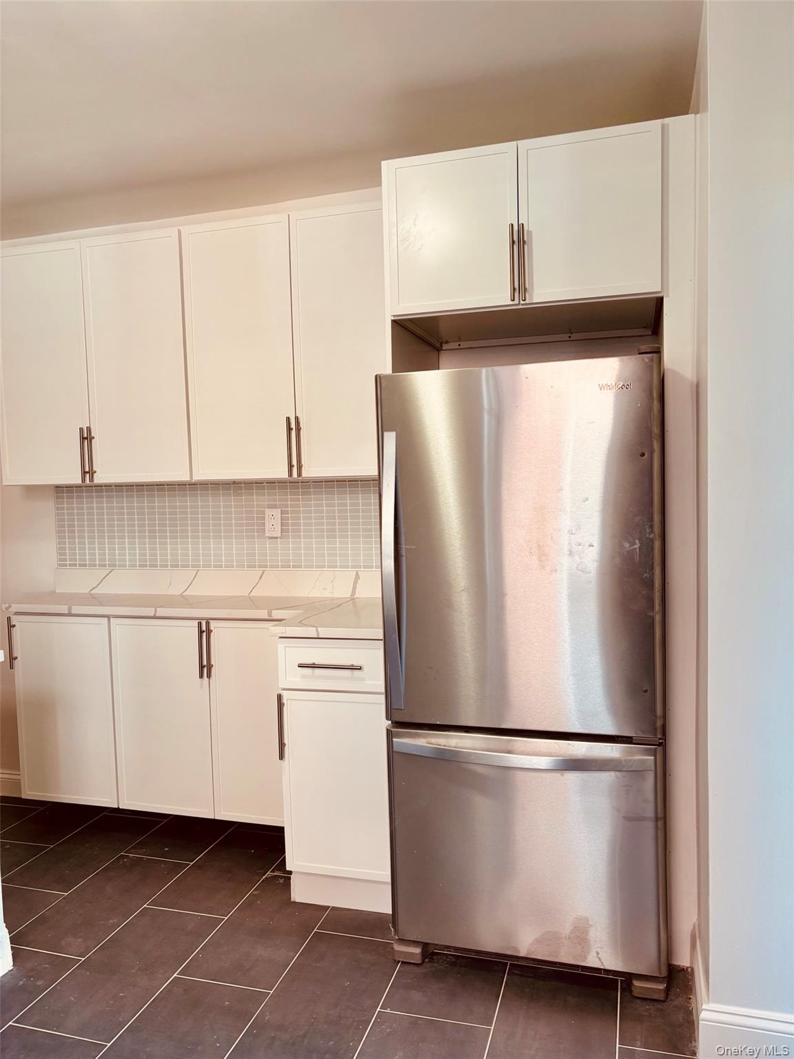 1300 Midland Avenue A-65 Property Photo 5
