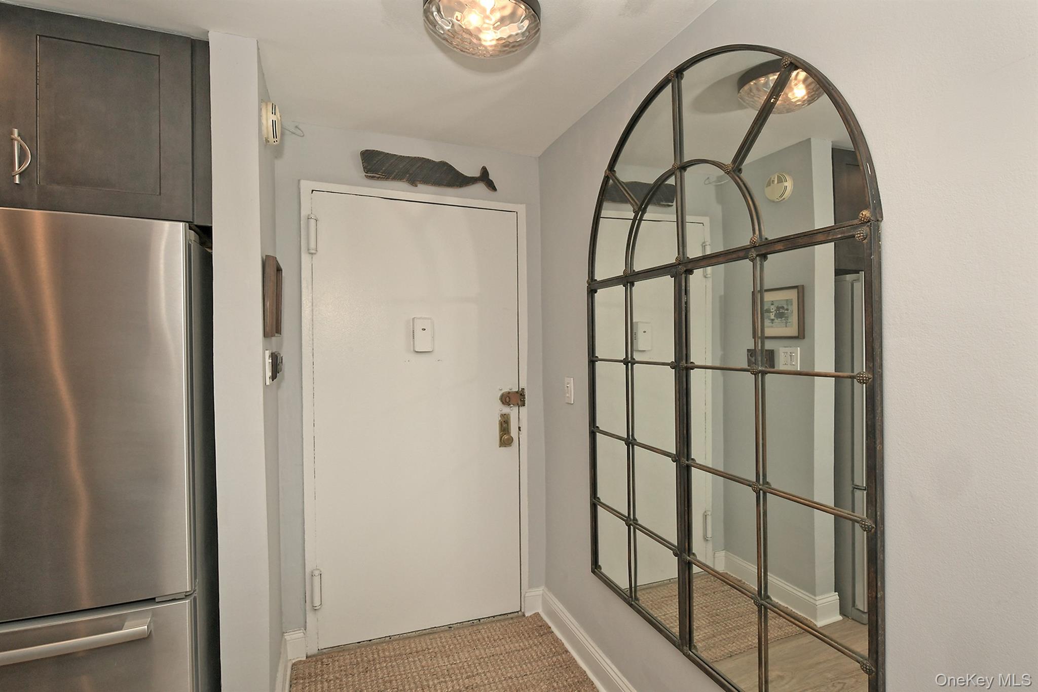 370 W Broadway 1a Property Photo 6