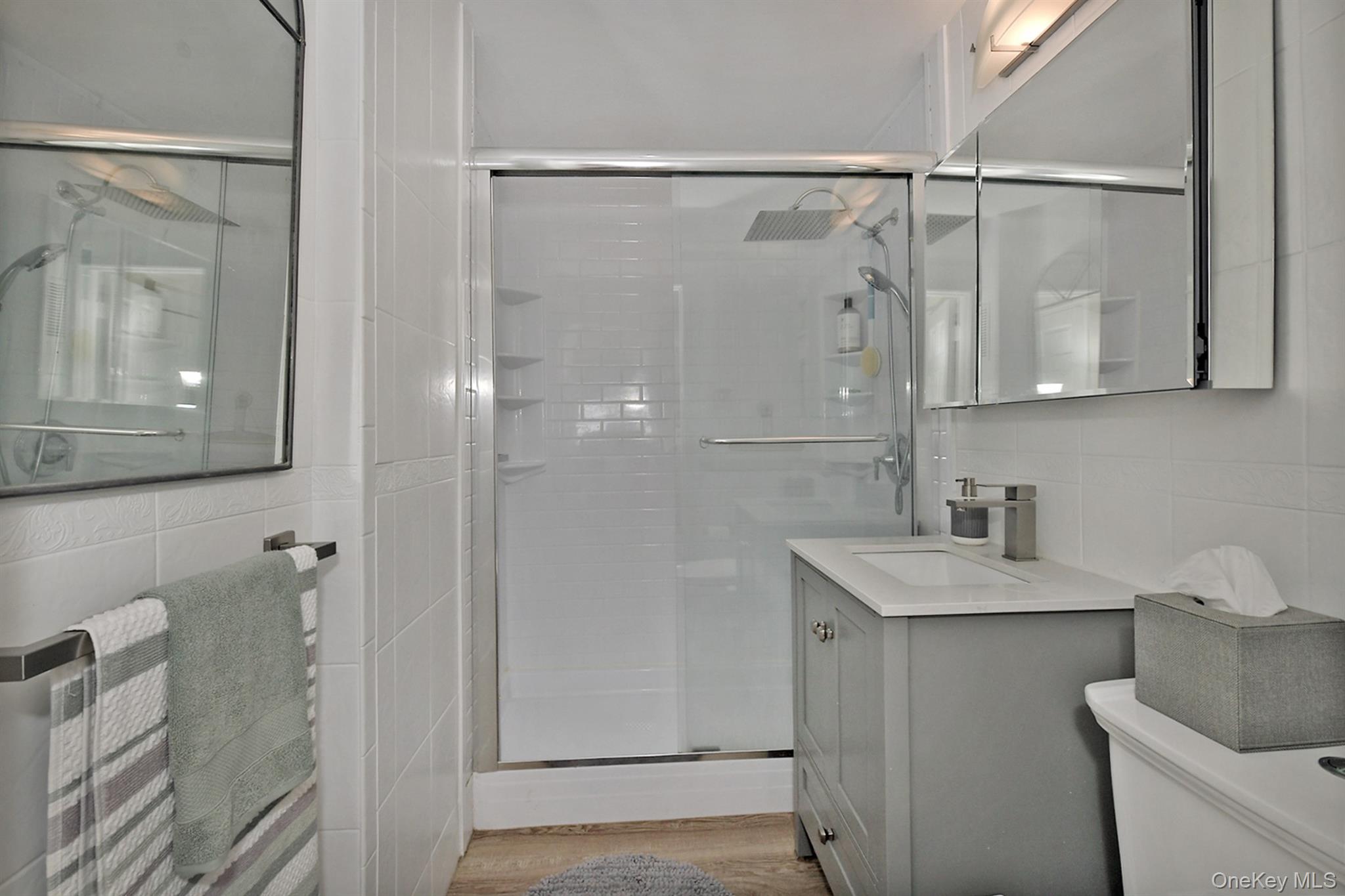 370 W Broadway 1a Property Photo 21