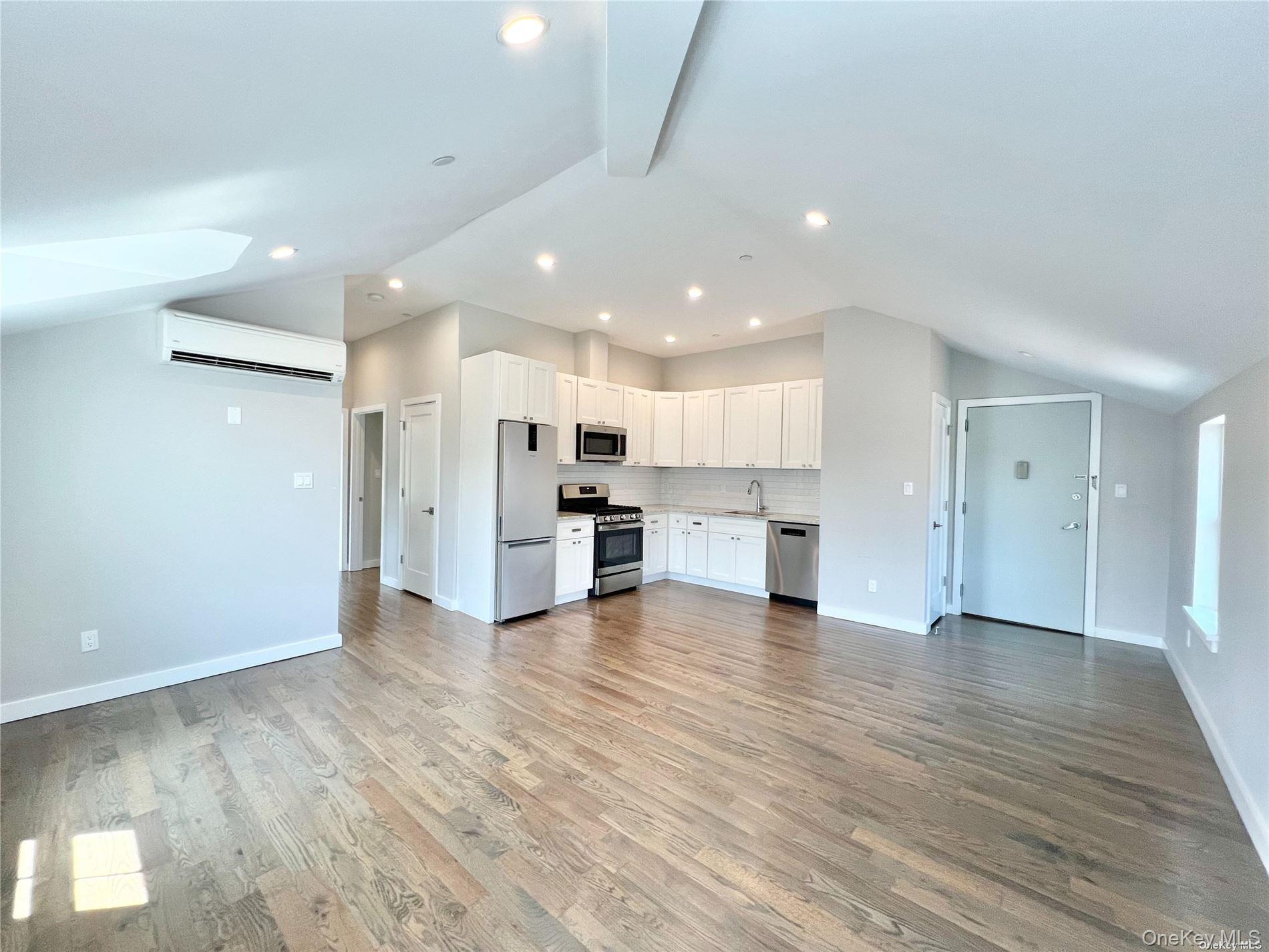56-75 136th Street 3a Property Photo 3