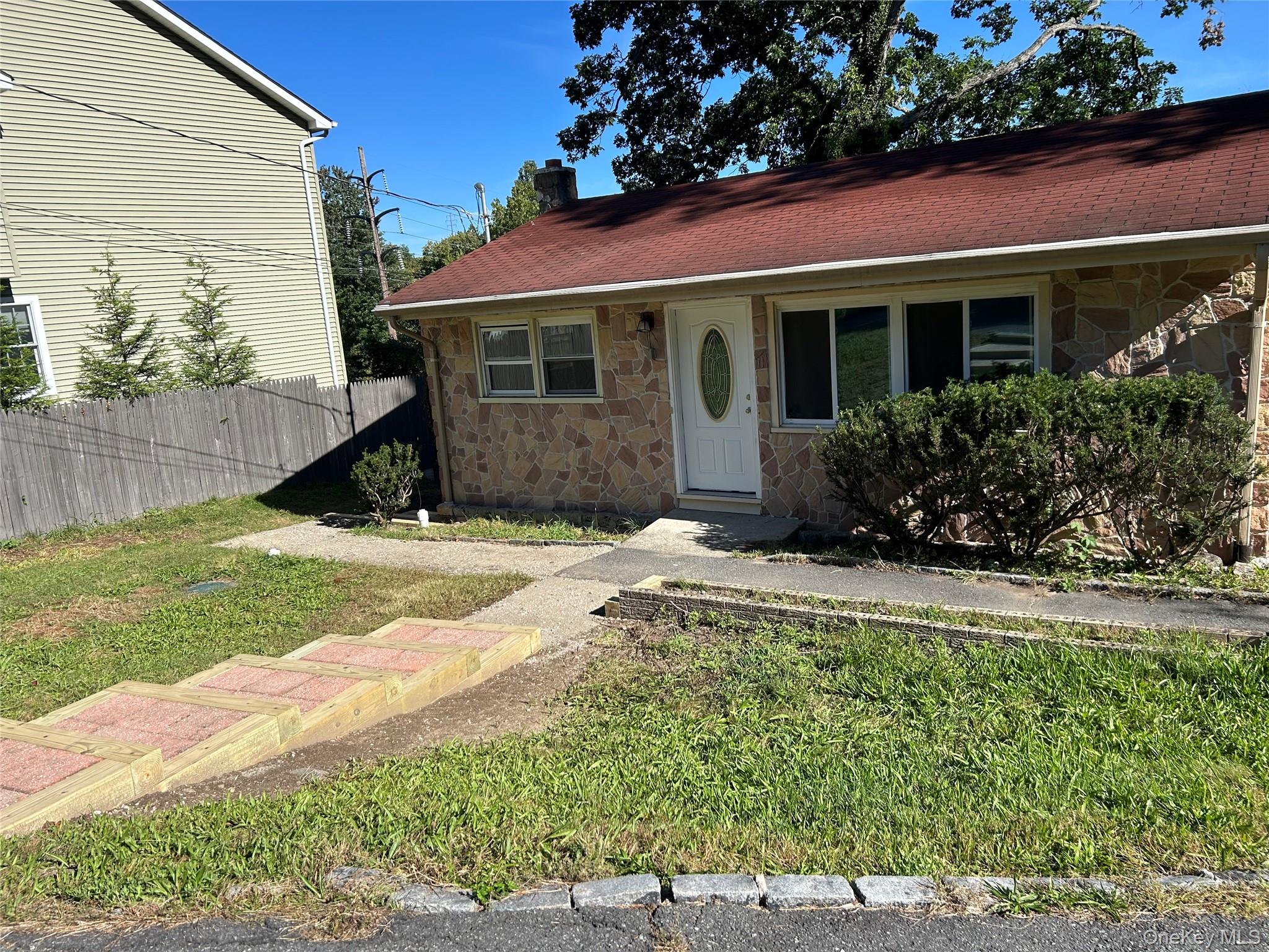 11 Ann Place Property Photo 18