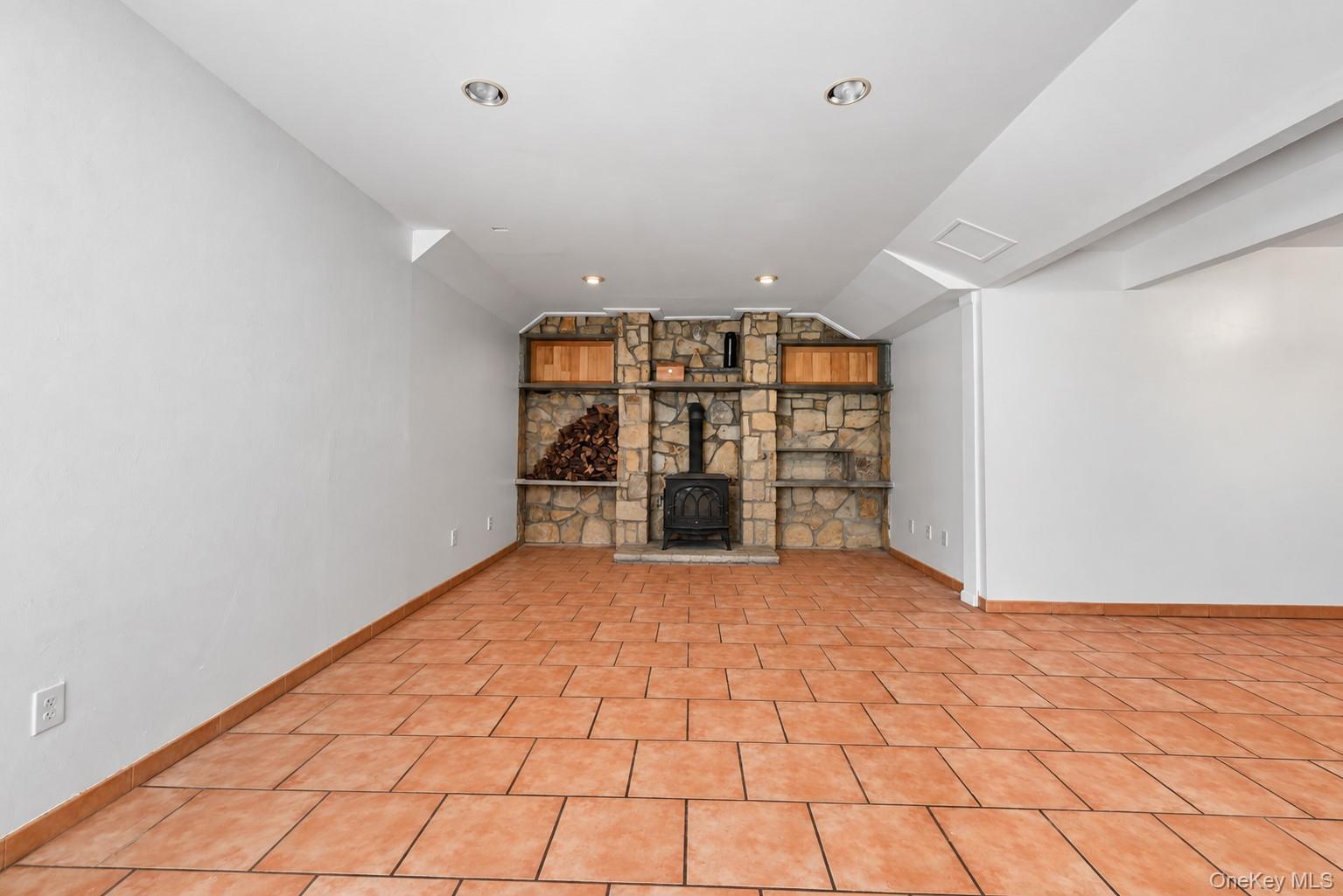 20 Jill Court Property Photo 35