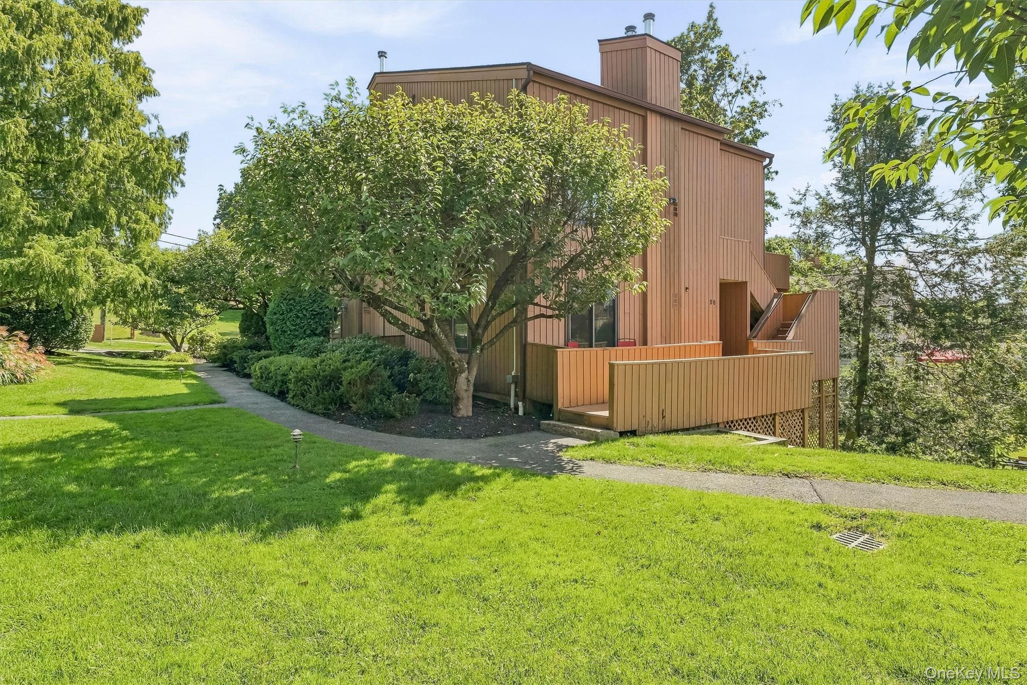 58 Hudson View Hill Property Photo 1