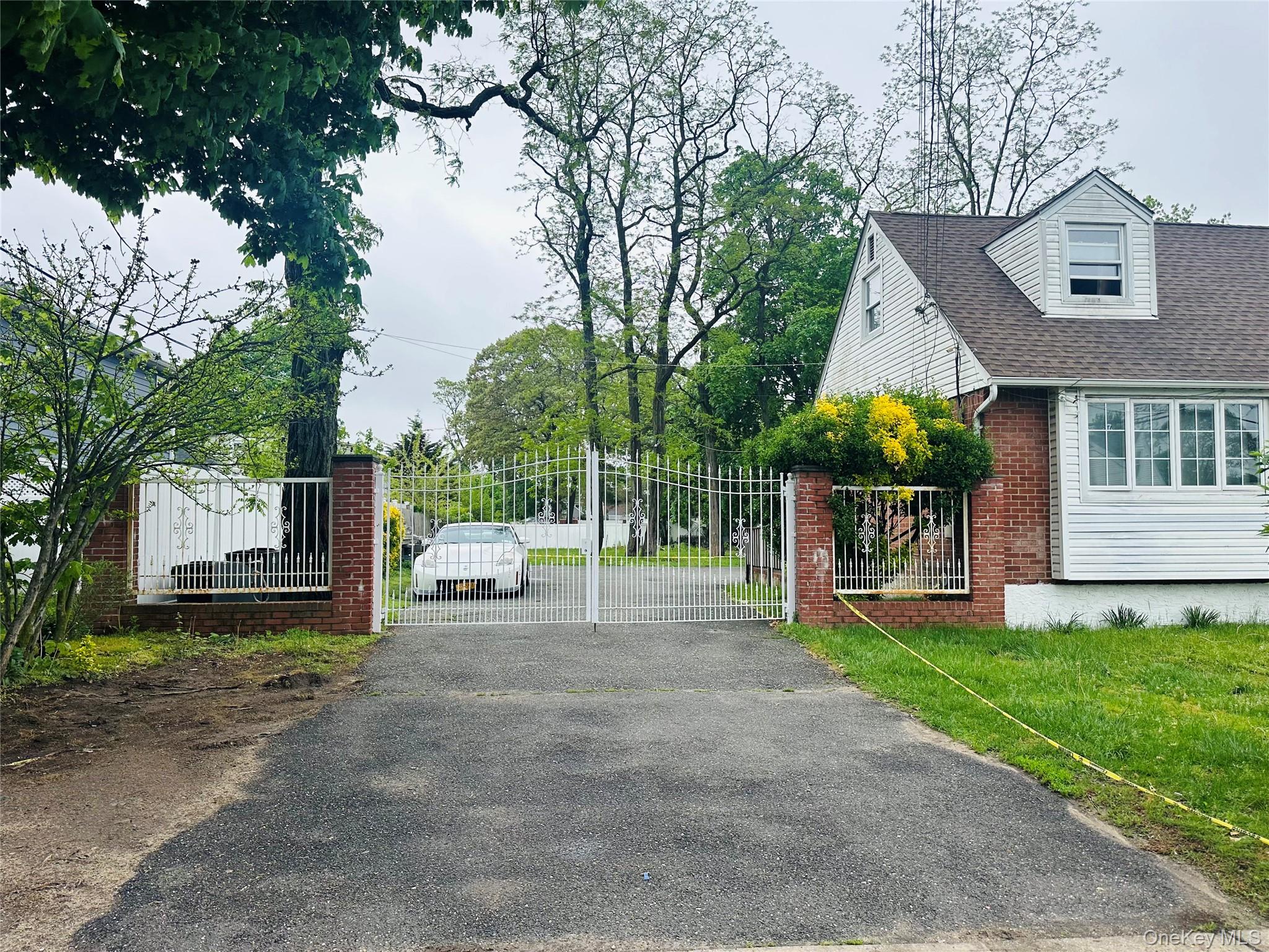 224 Park Avenue Property Photo 2