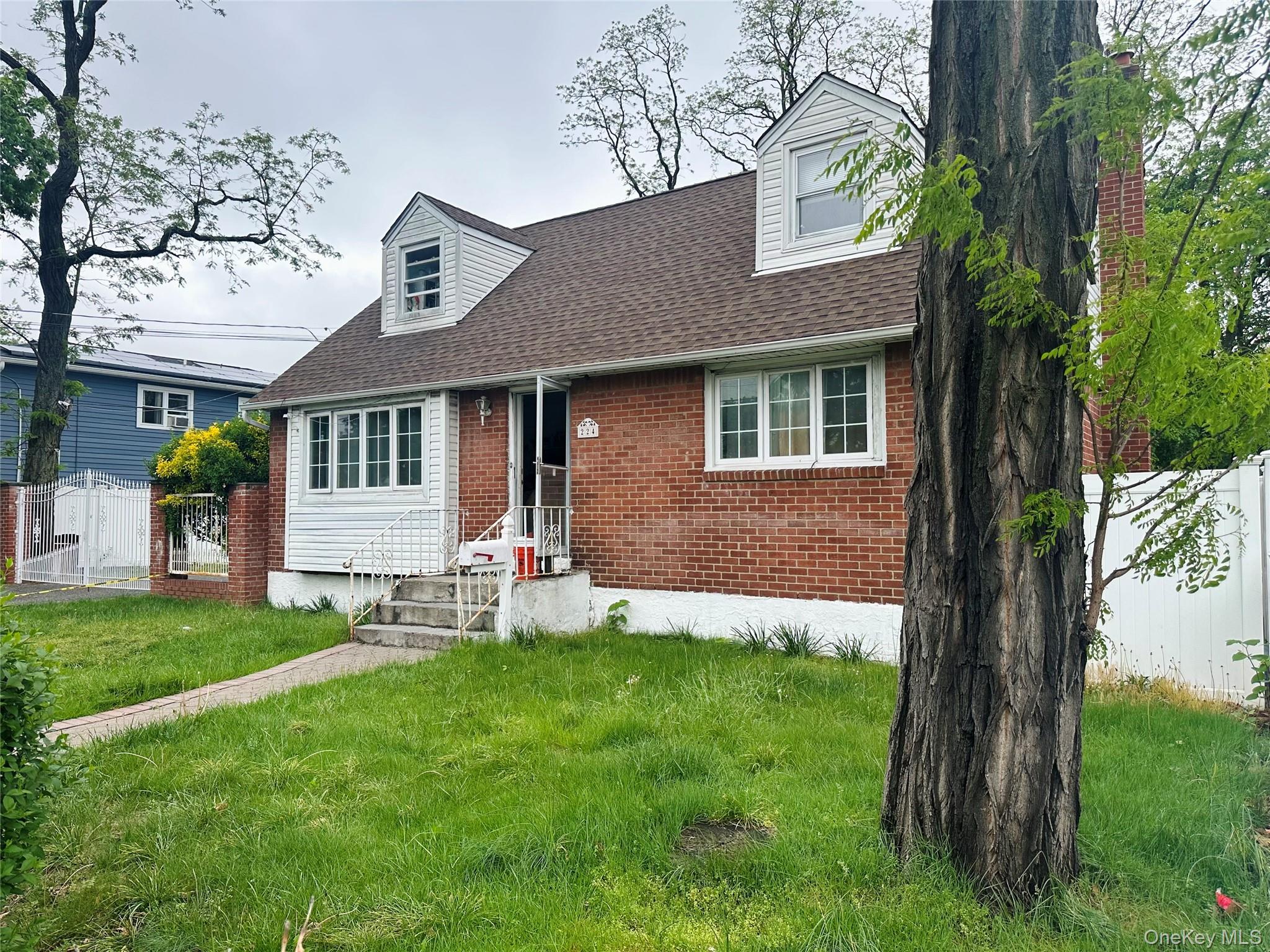 224 Park Avenue Property Photo 3