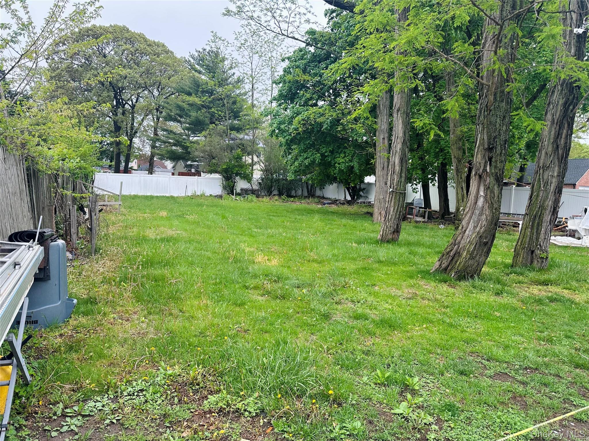 224 Park Avenue Property Photo 8