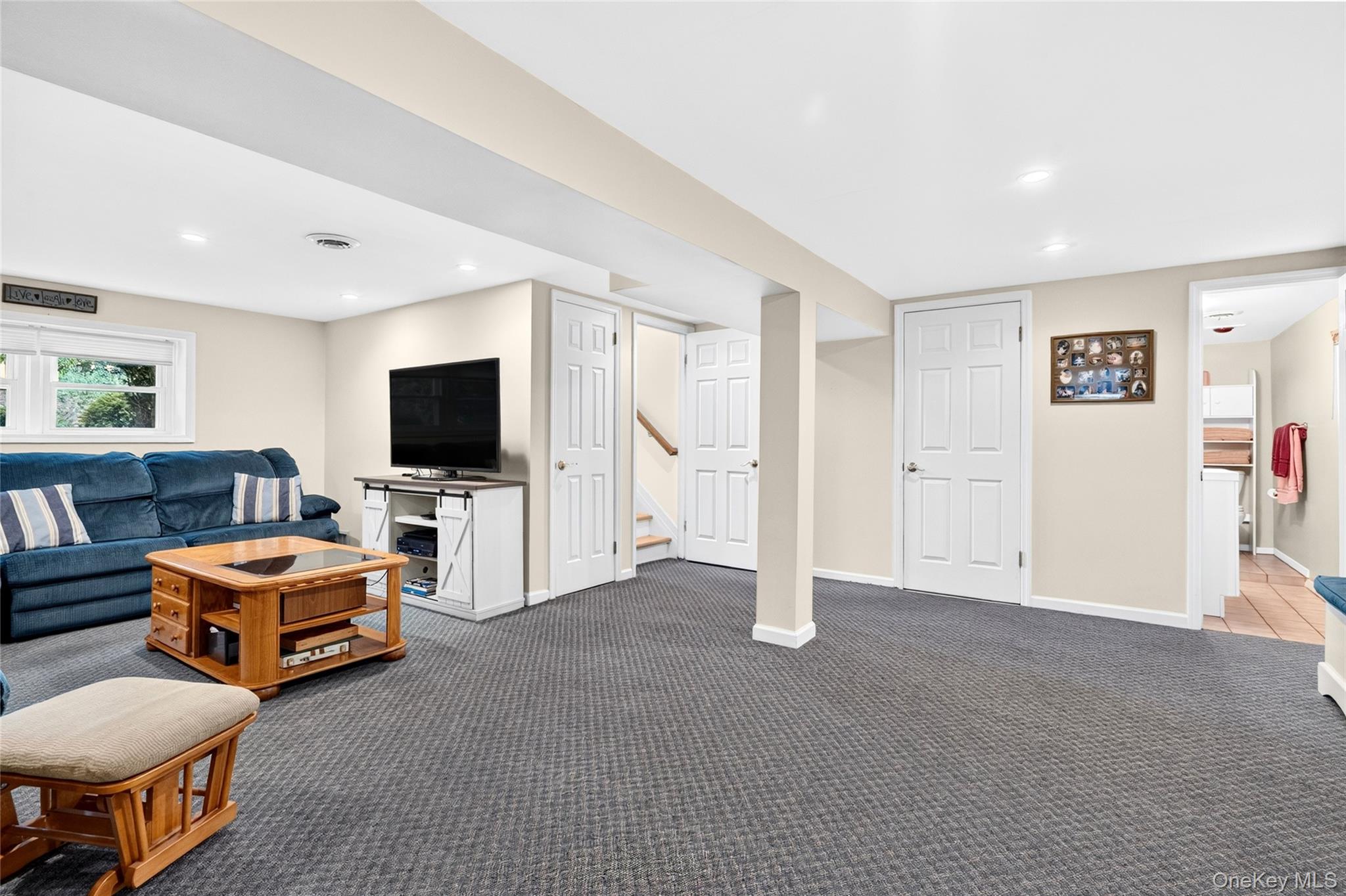32 Sengstacken Drive Property Photo 40