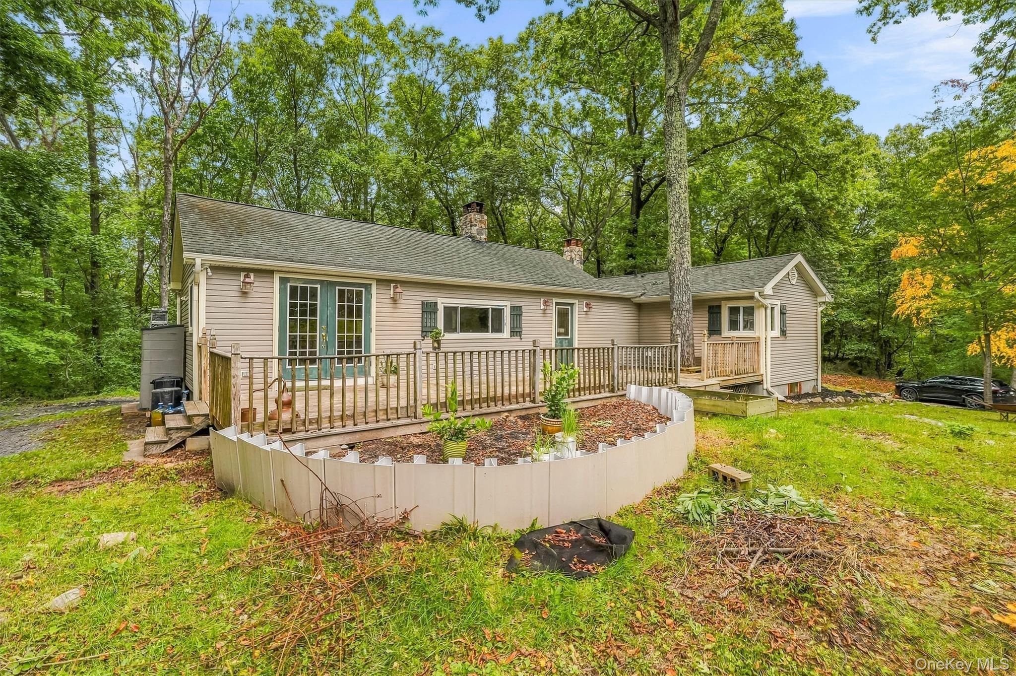 153 Nardin Road Property Photo 3