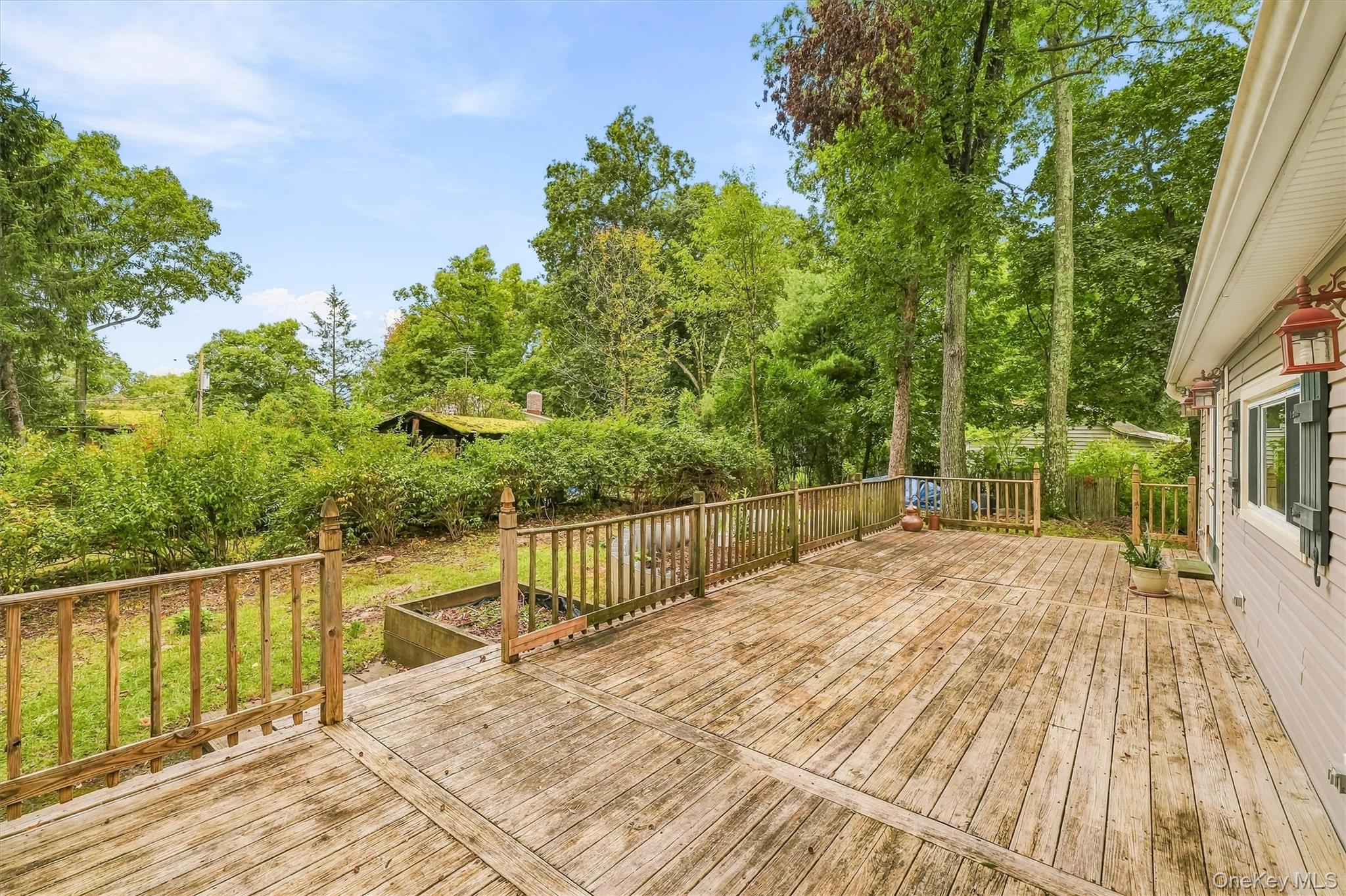 153 Nardin Road Property Photo 7