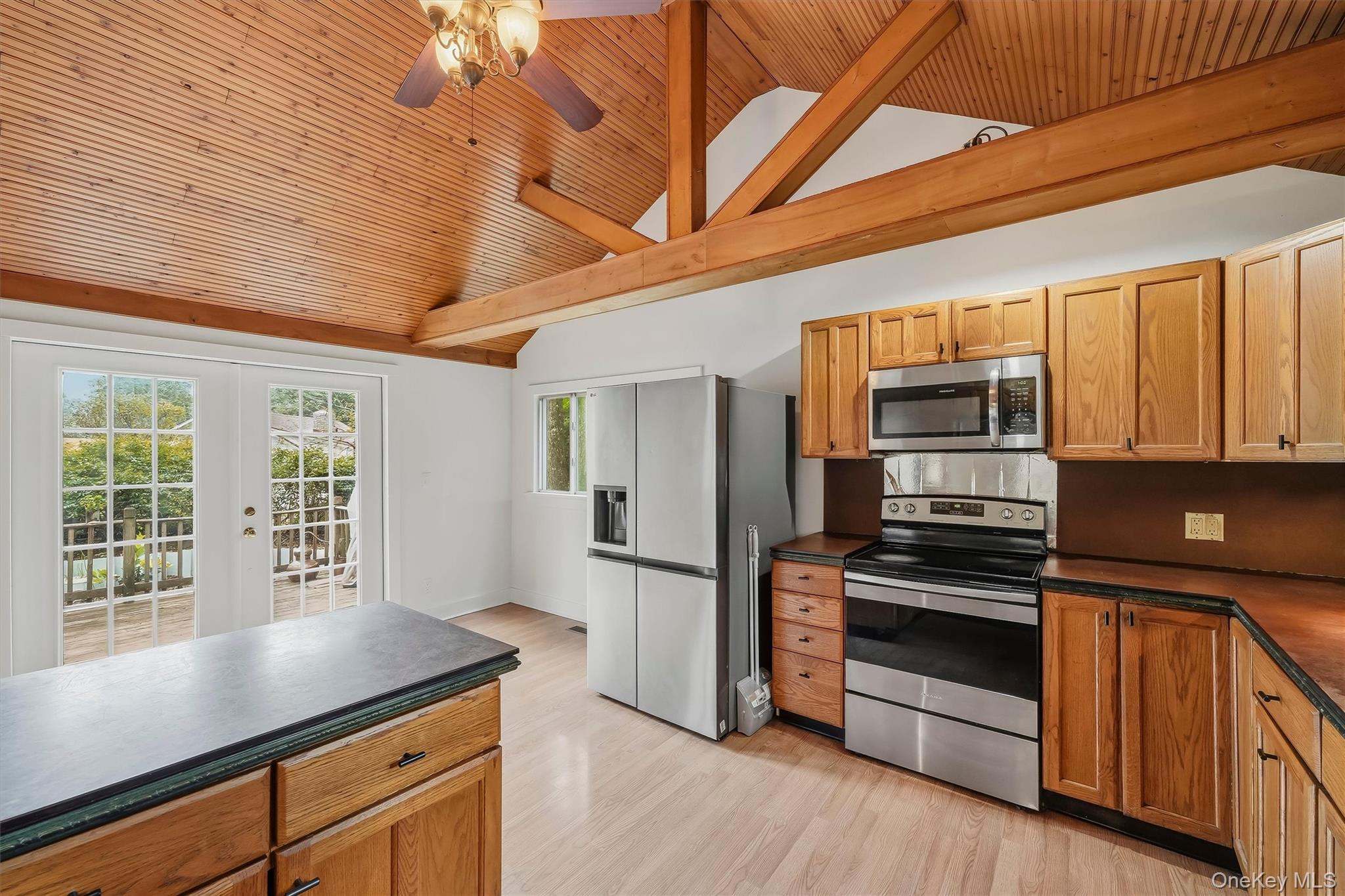 153 Nardin Road Property Photo 15