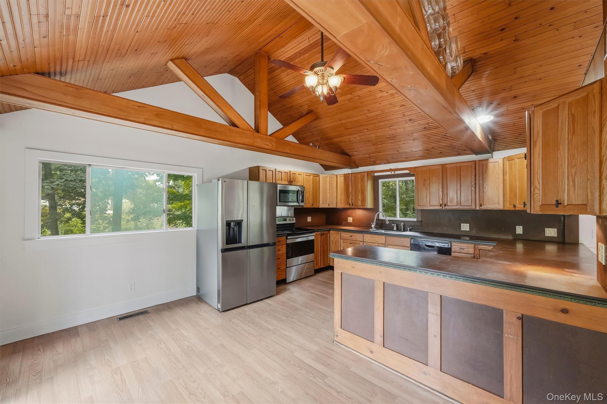 153 Nardin Road Property Photo 17