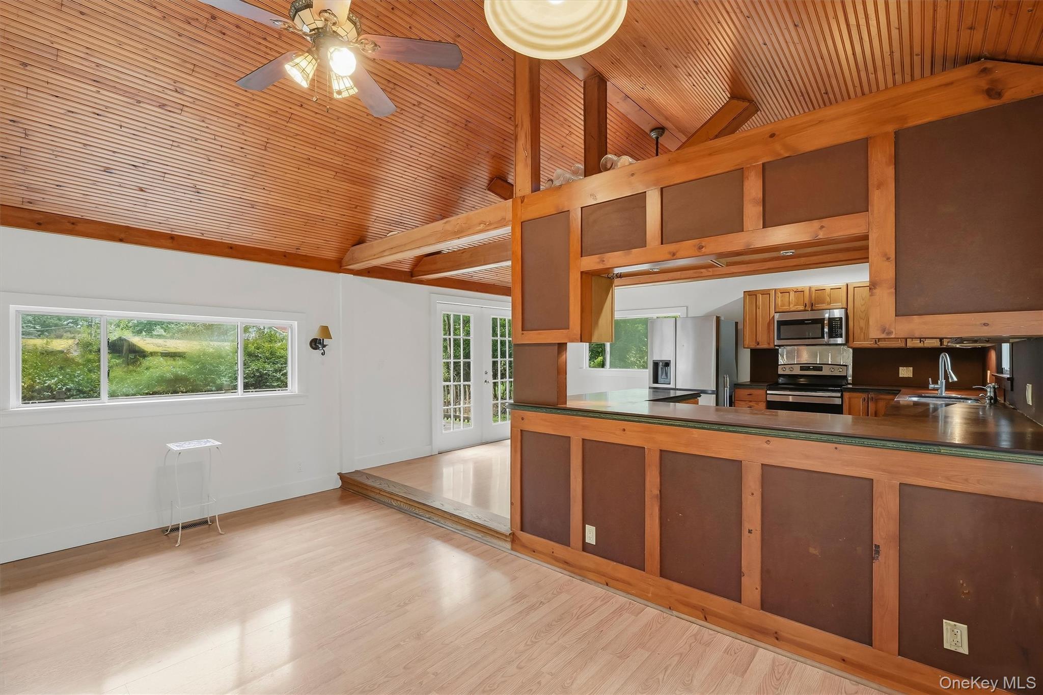 153 Nardin Road Property Photo 20