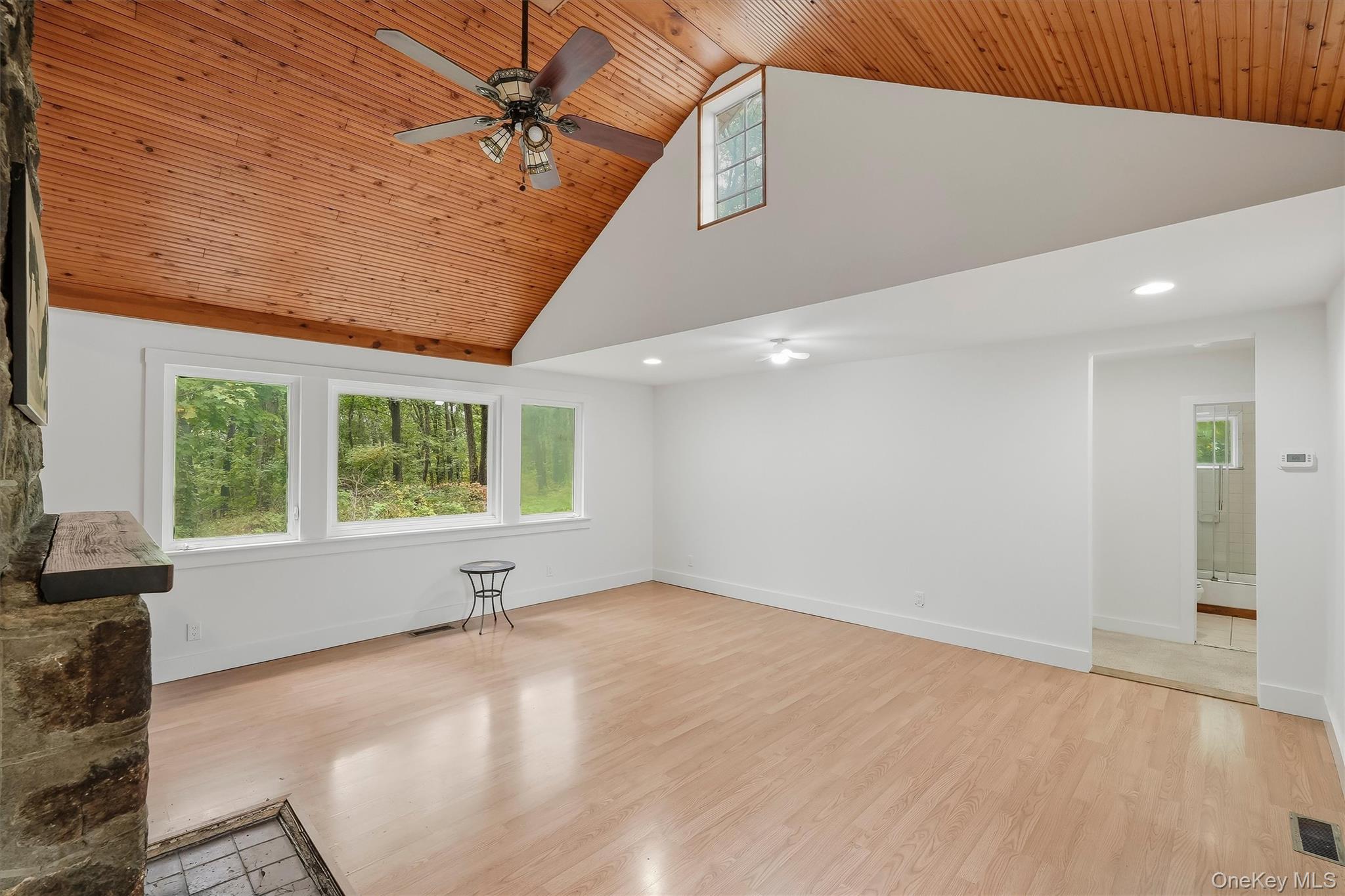 153 Nardin Road Property Photo 22