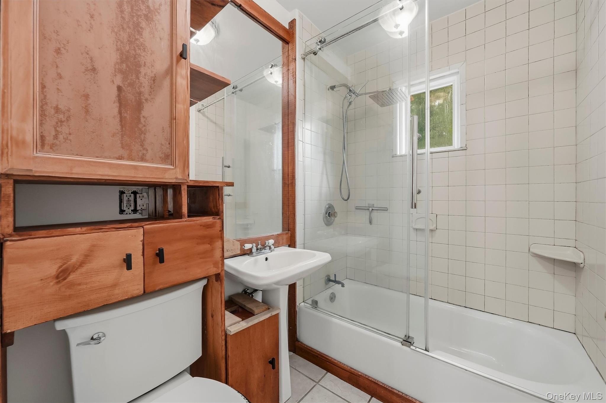 153 Nardin Road Property Photo 28