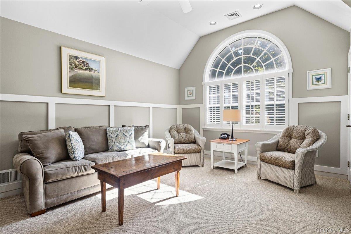 1 Silkman Lane Property Photo 19