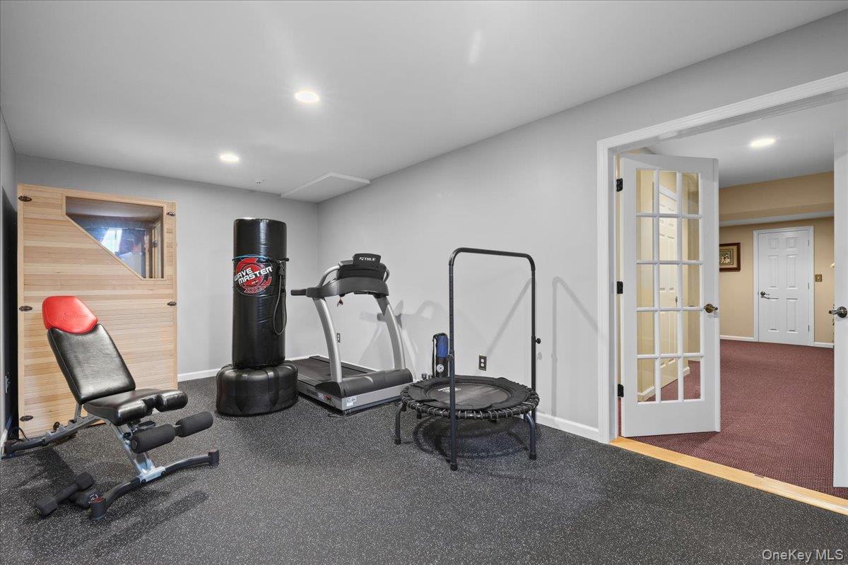 1 Silkman Lane Property Photo 24