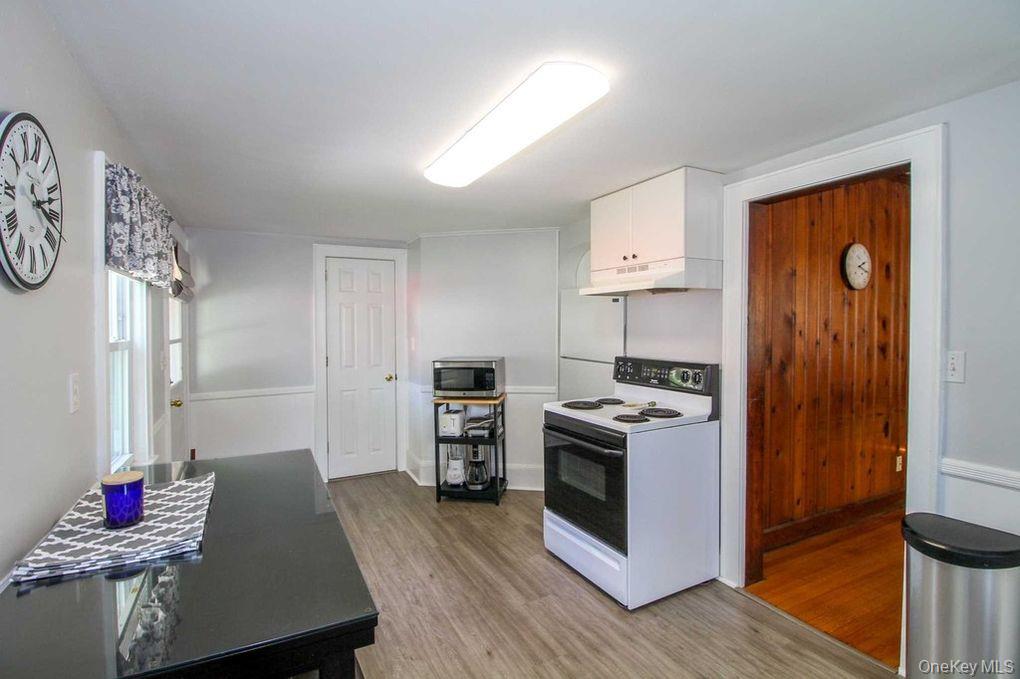 10 Park Street Property Photo 14