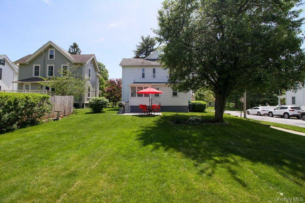 10 Park Street Property Photo 29