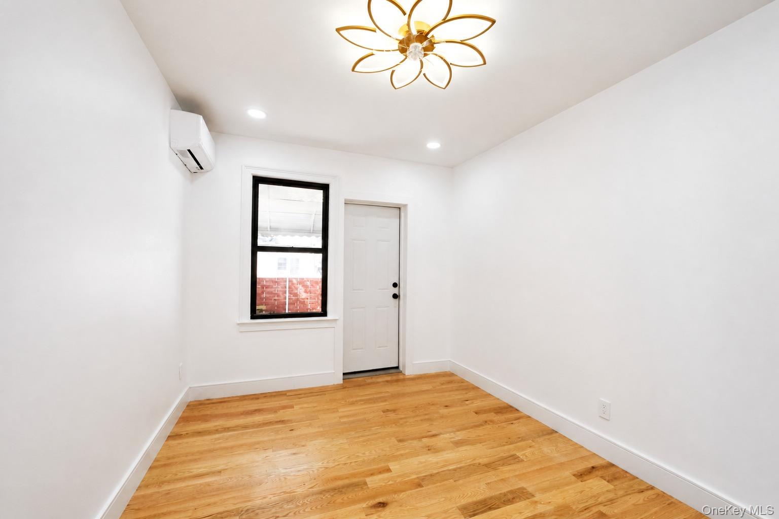 1194 Albany Avenue Property Photo 18
