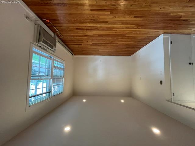 165 Manorhaven Boulevard G Property Photo 6
