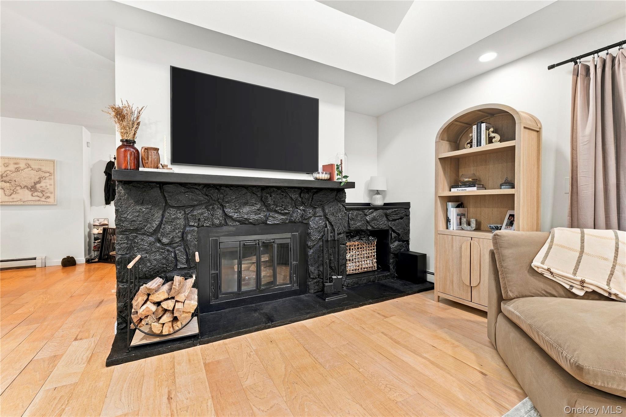 10 Briarcliff Drive S 5 Property Photo 8