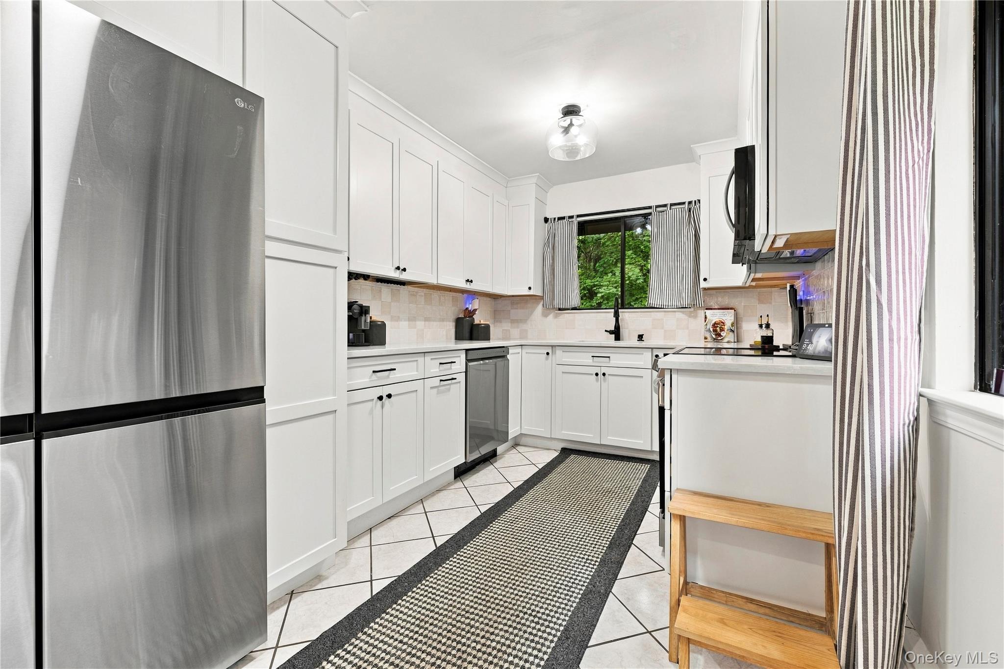10 Briarcliff Drive S 5 Property Photo 10