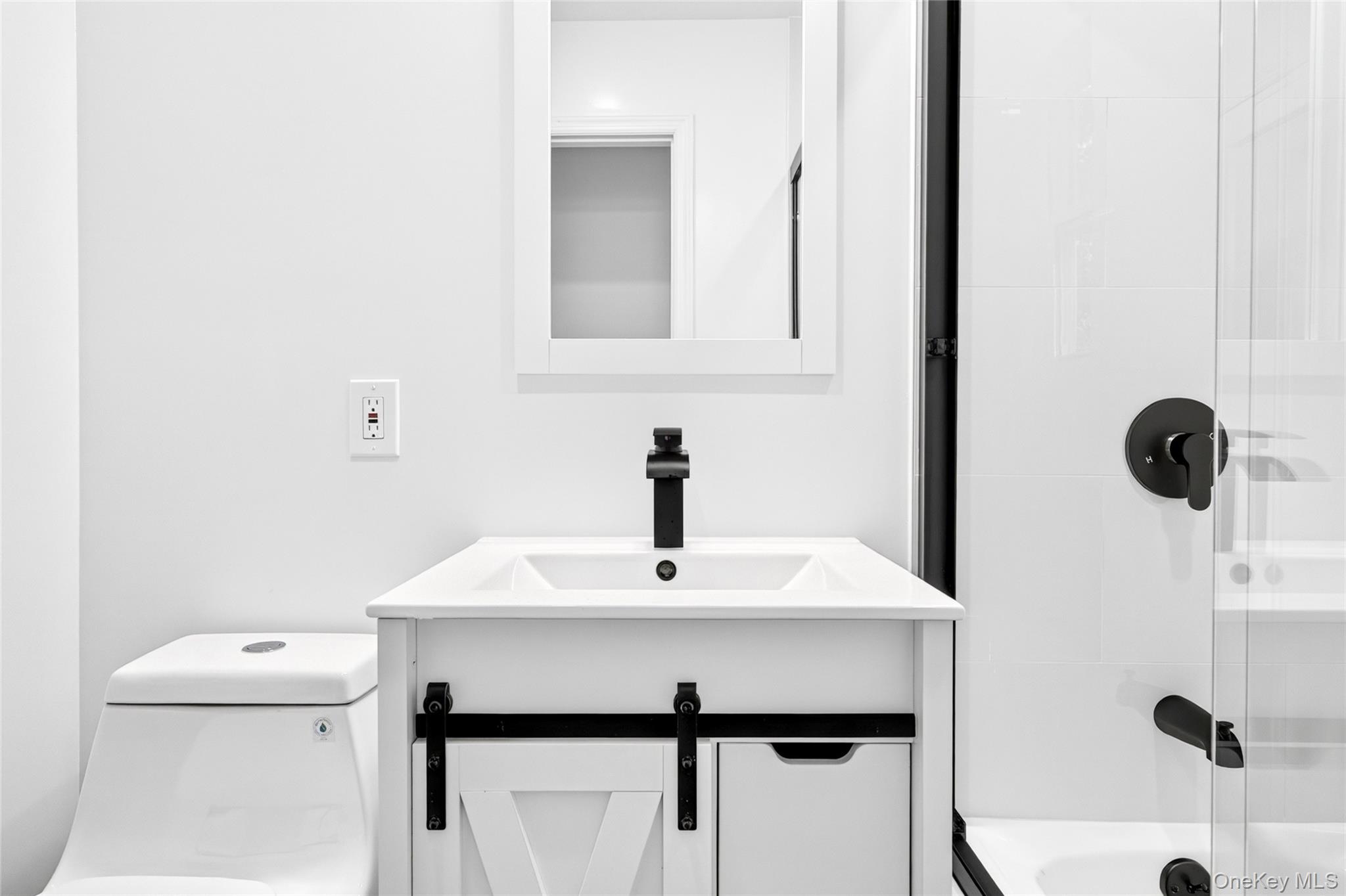 16 Saratoga Road Property Photo 21