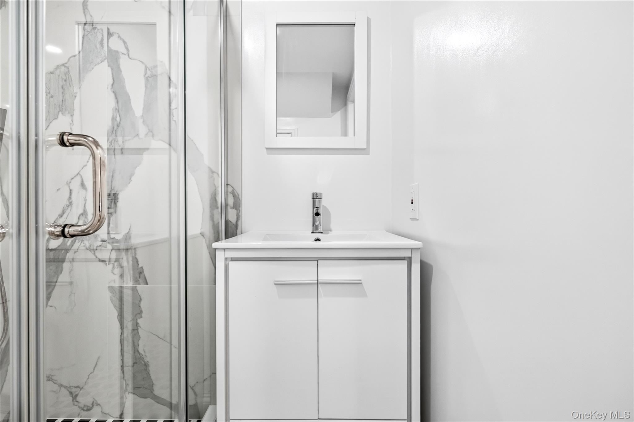 16 Saratoga Road Property Photo 31