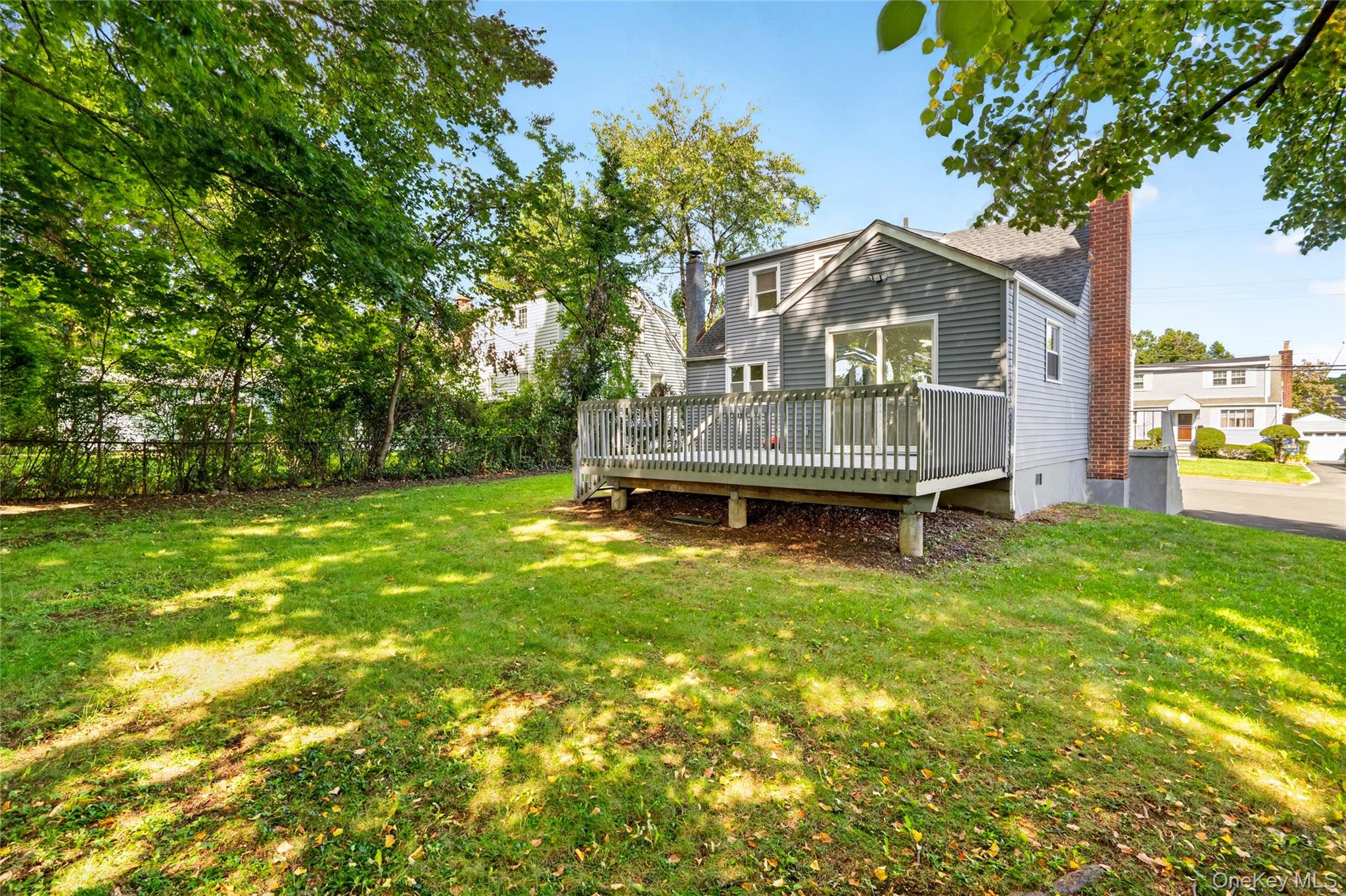16 Saratoga Road Property Photo 44