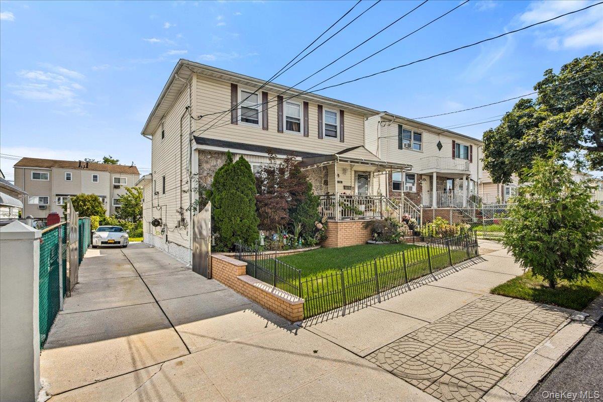 145-67 224th Street Property Photo 3