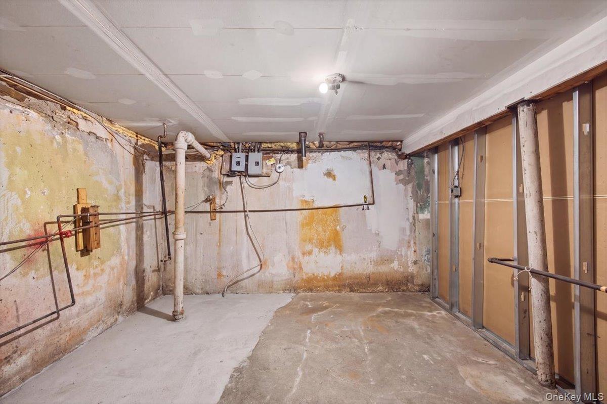 145-67 224th Street Property Photo 24