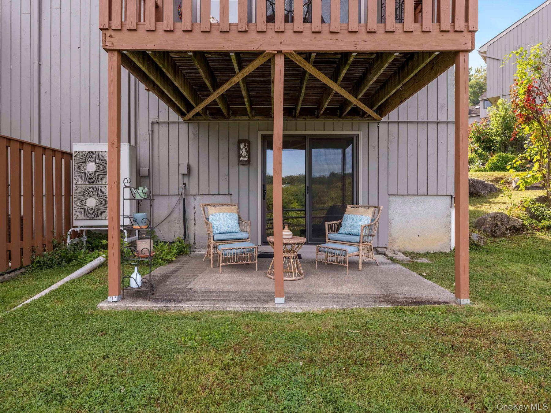 47 Rondout Harbor Property Photo 35