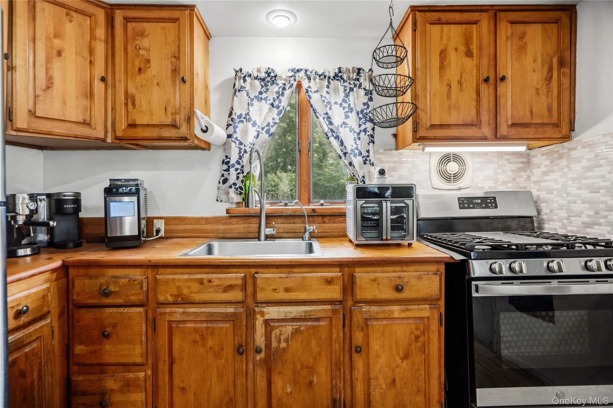 239 Cypress Drive Property Photo 4