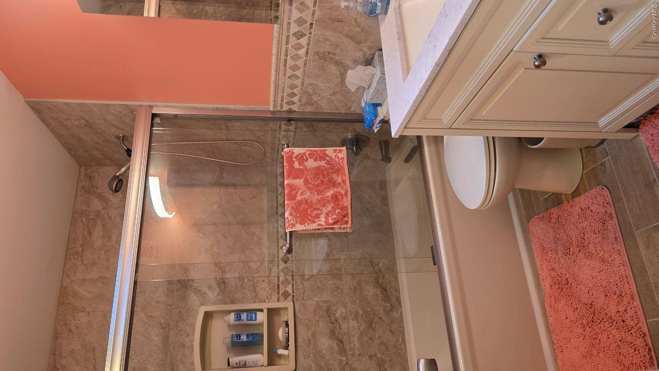 6 Bristol Lane Property Photo 15
