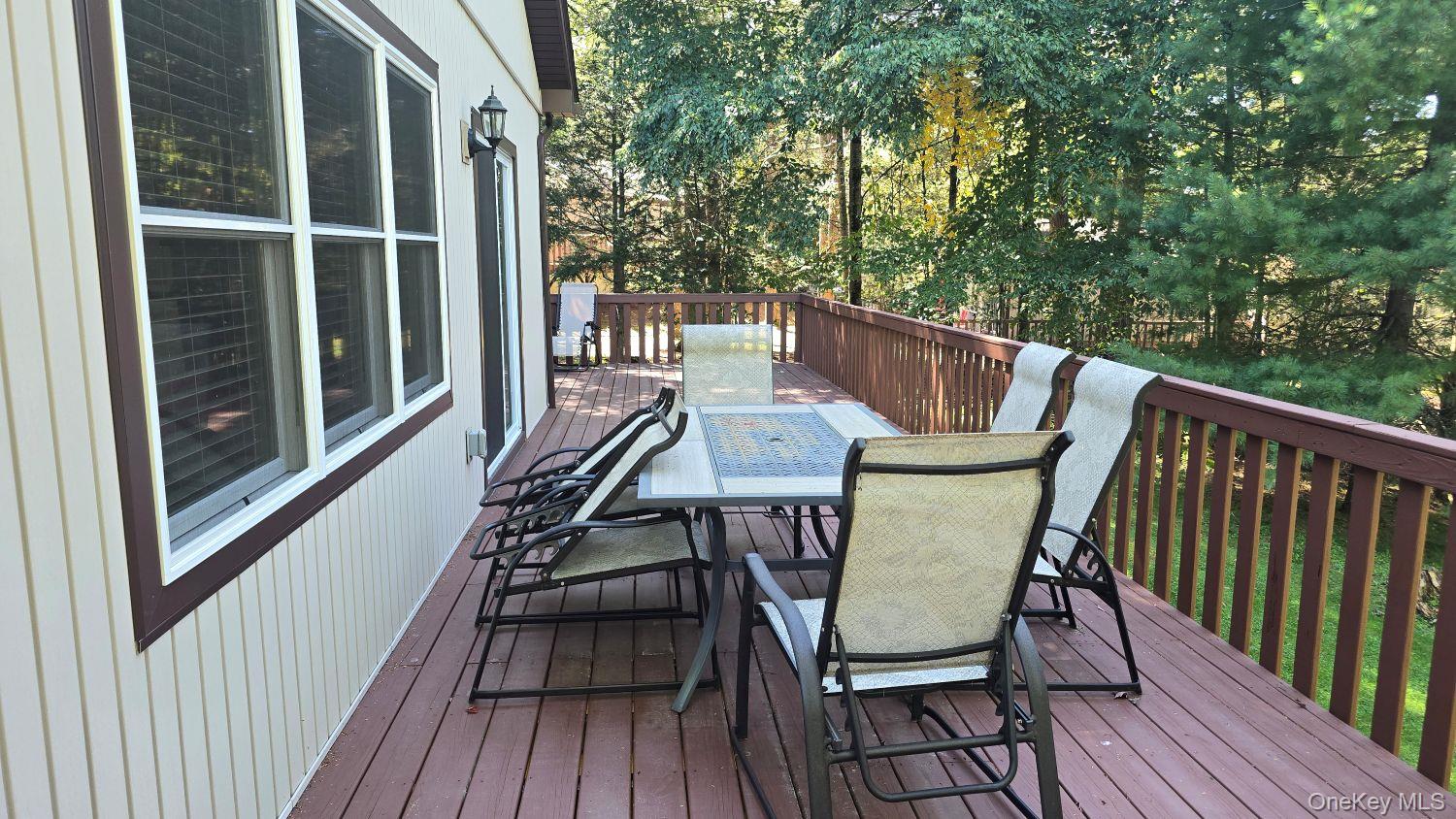 6 Bristol Lane Property Photo 20