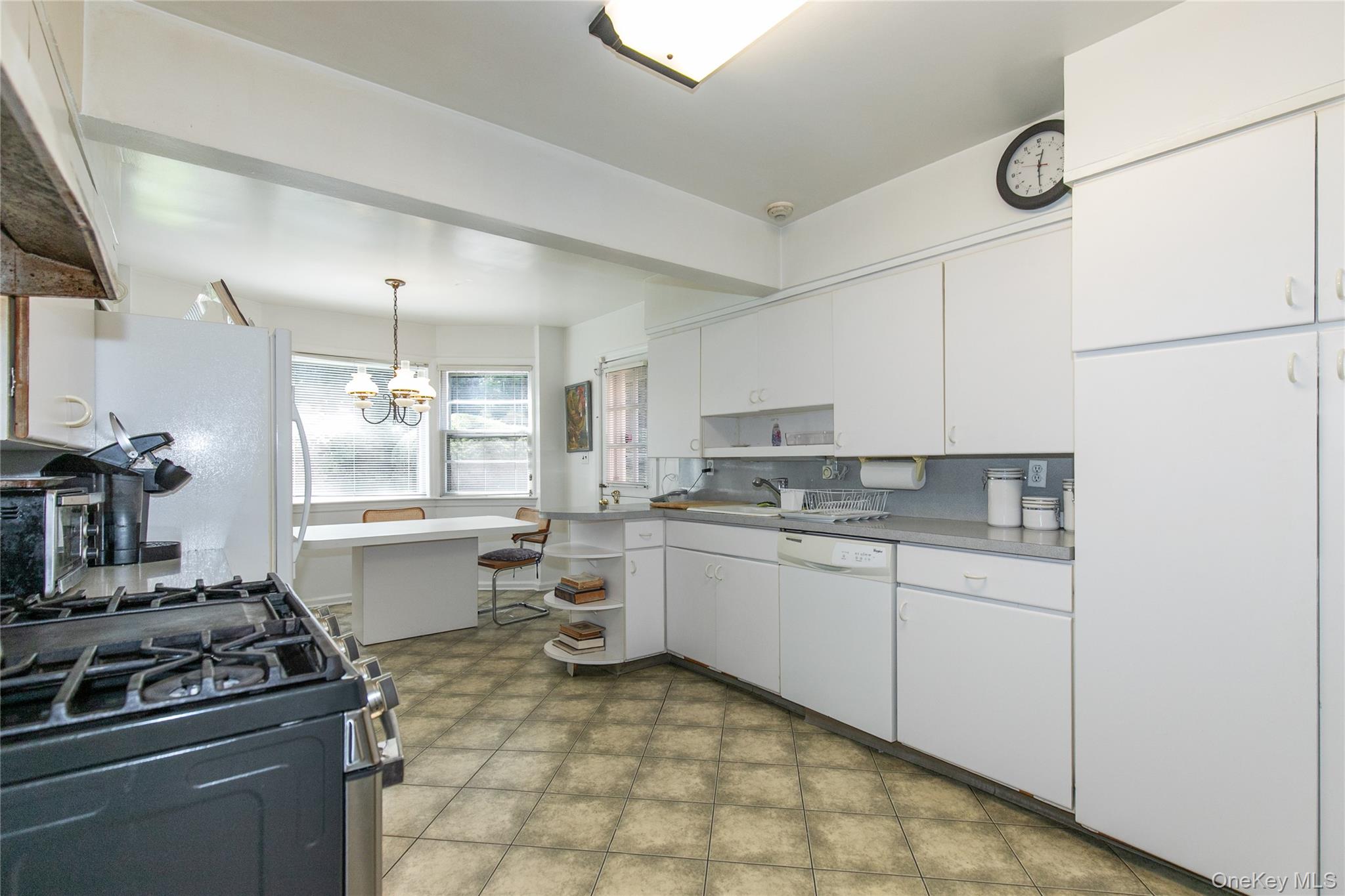 16 Birch Hill Road Property Photo 8