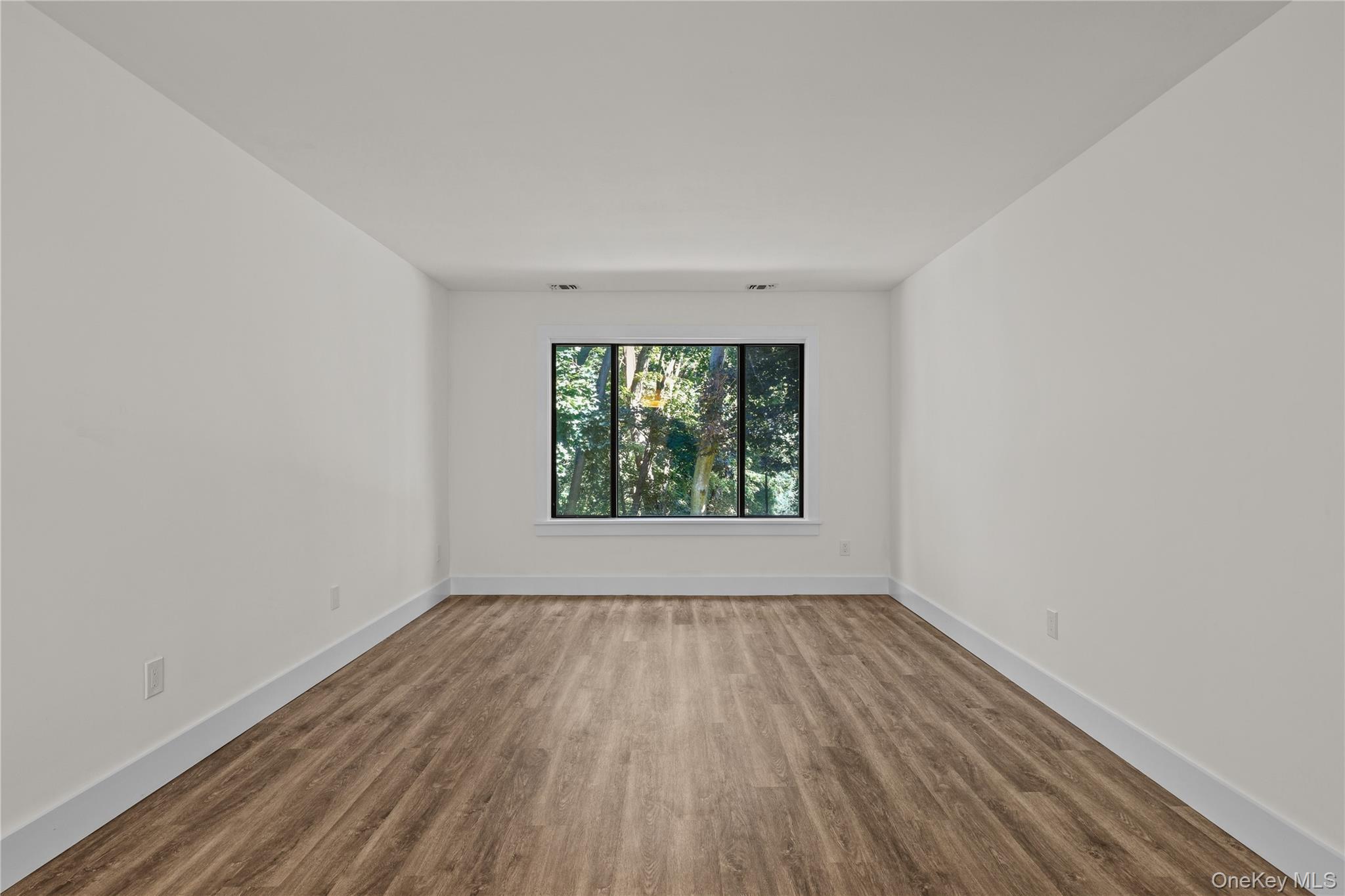 3307 Pine Cone Court Property Photo 13