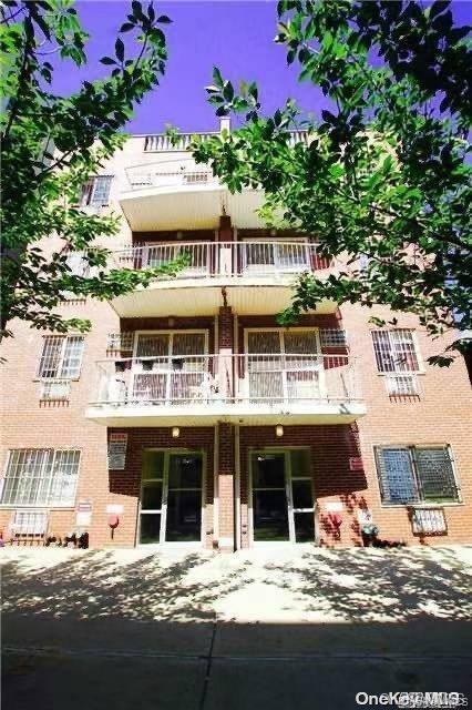 41-38 66th Street 2b Property Photo 1