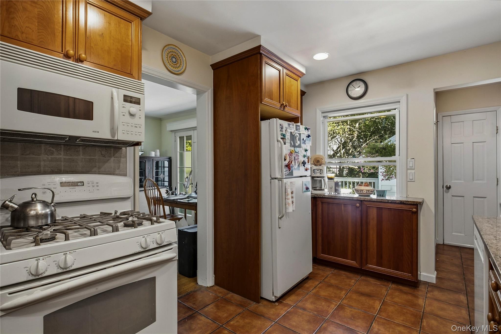 1 Brookfield Place Property Photo 11