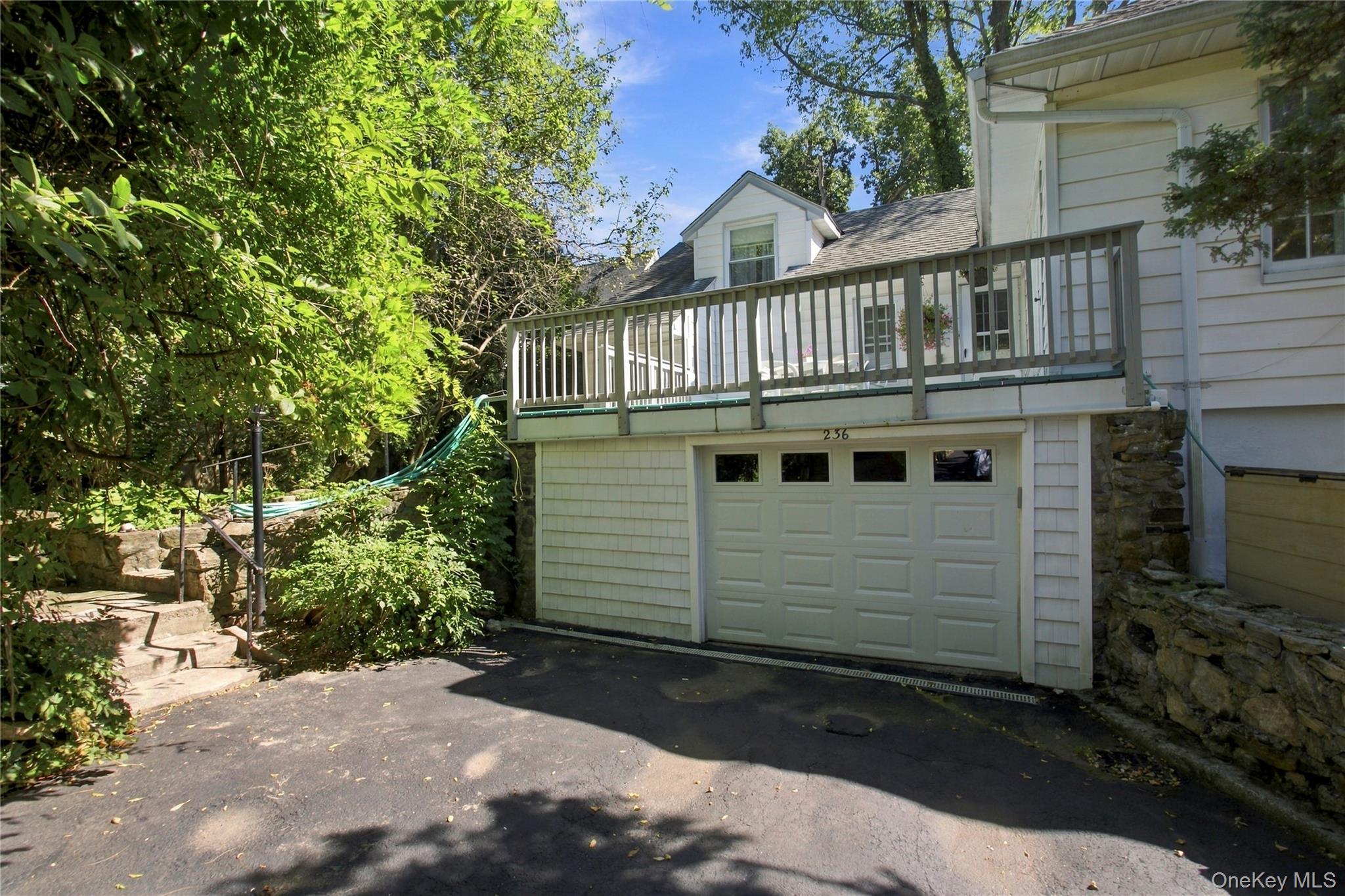 1 Brookfield Place Property Photo 22