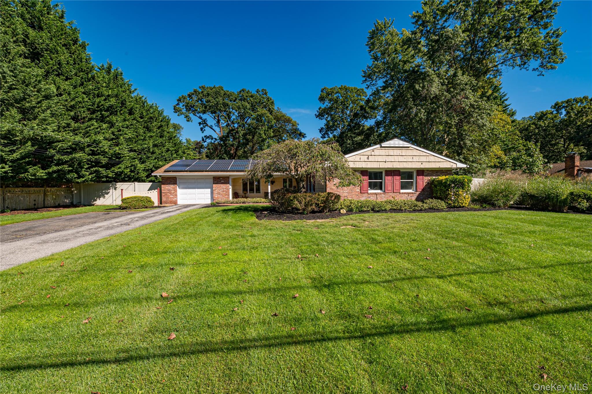 3 High Gate Drive Property Photo 1