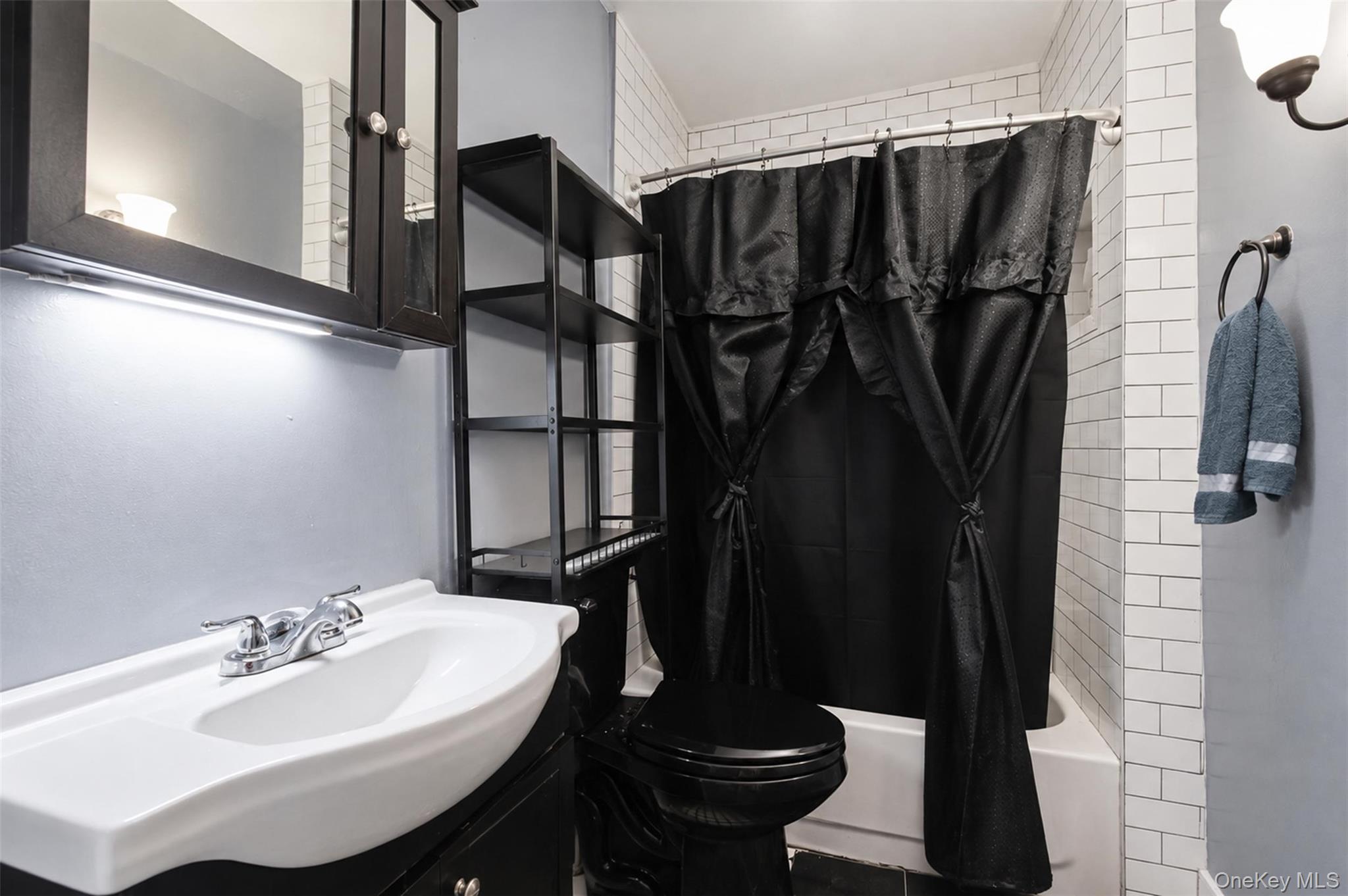 105 Fowler Street Property Photo 10