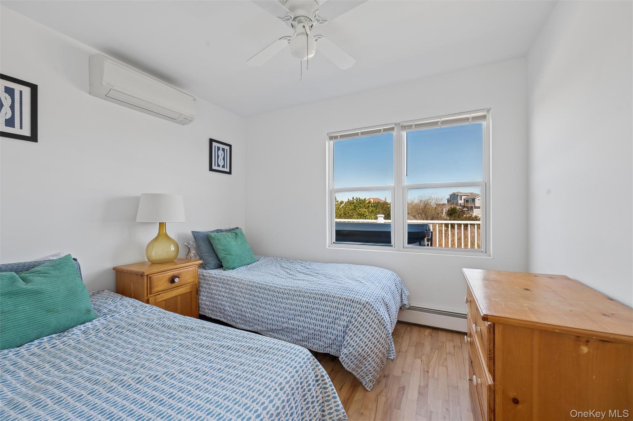 898 Dune Road Property Photo 14