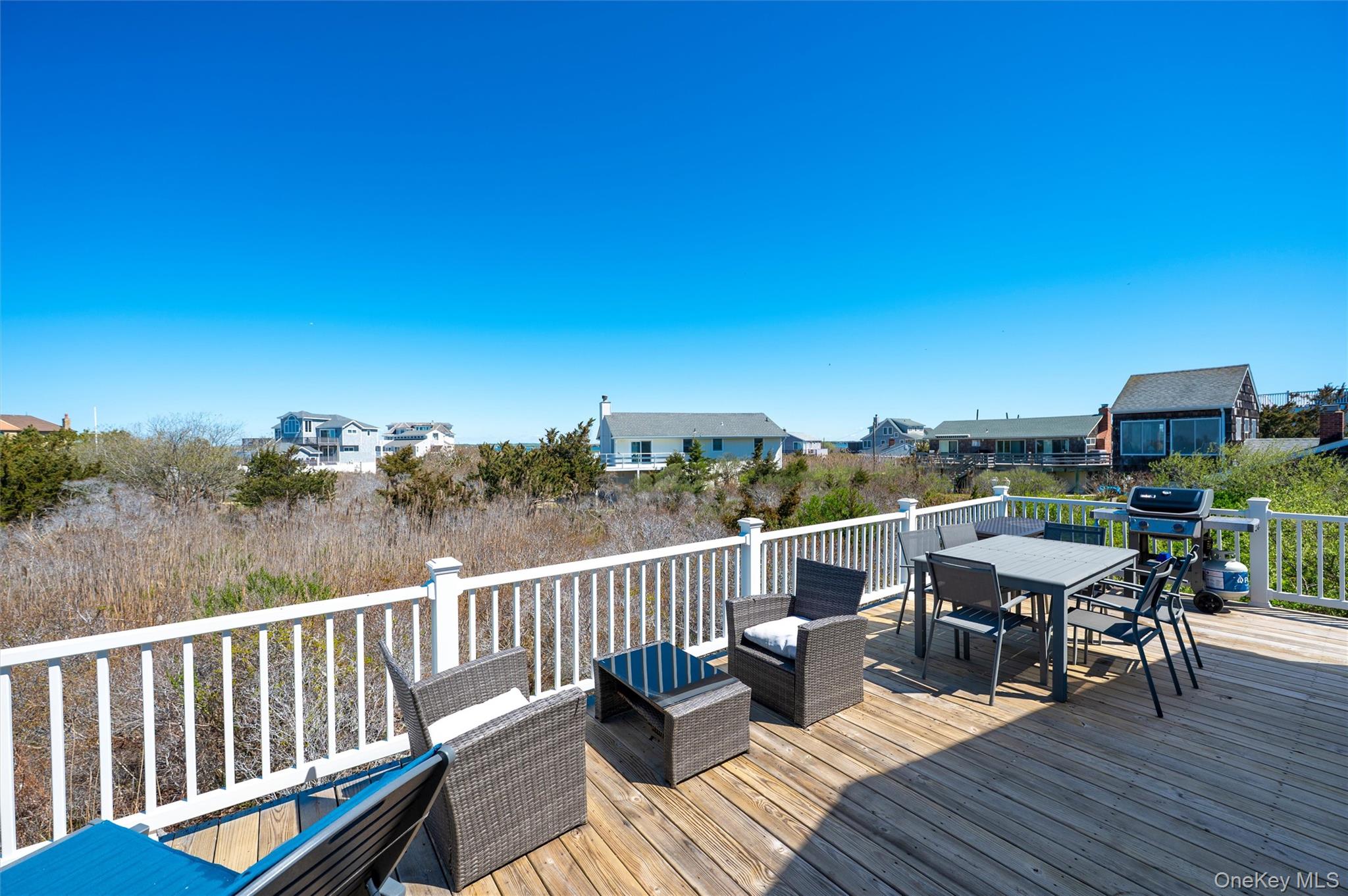 898 Dune Road Property Photo 20