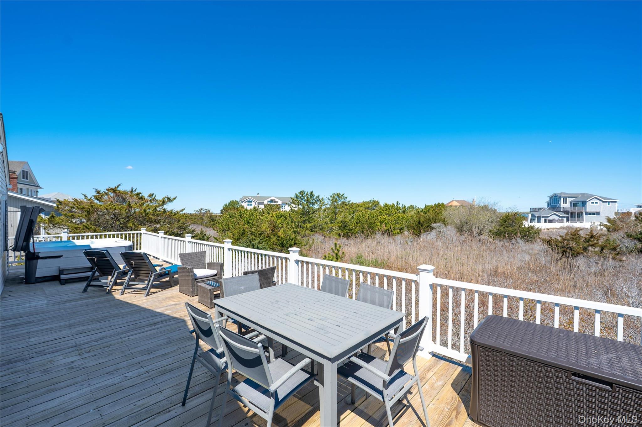 898 Dune Road Property Photo 23