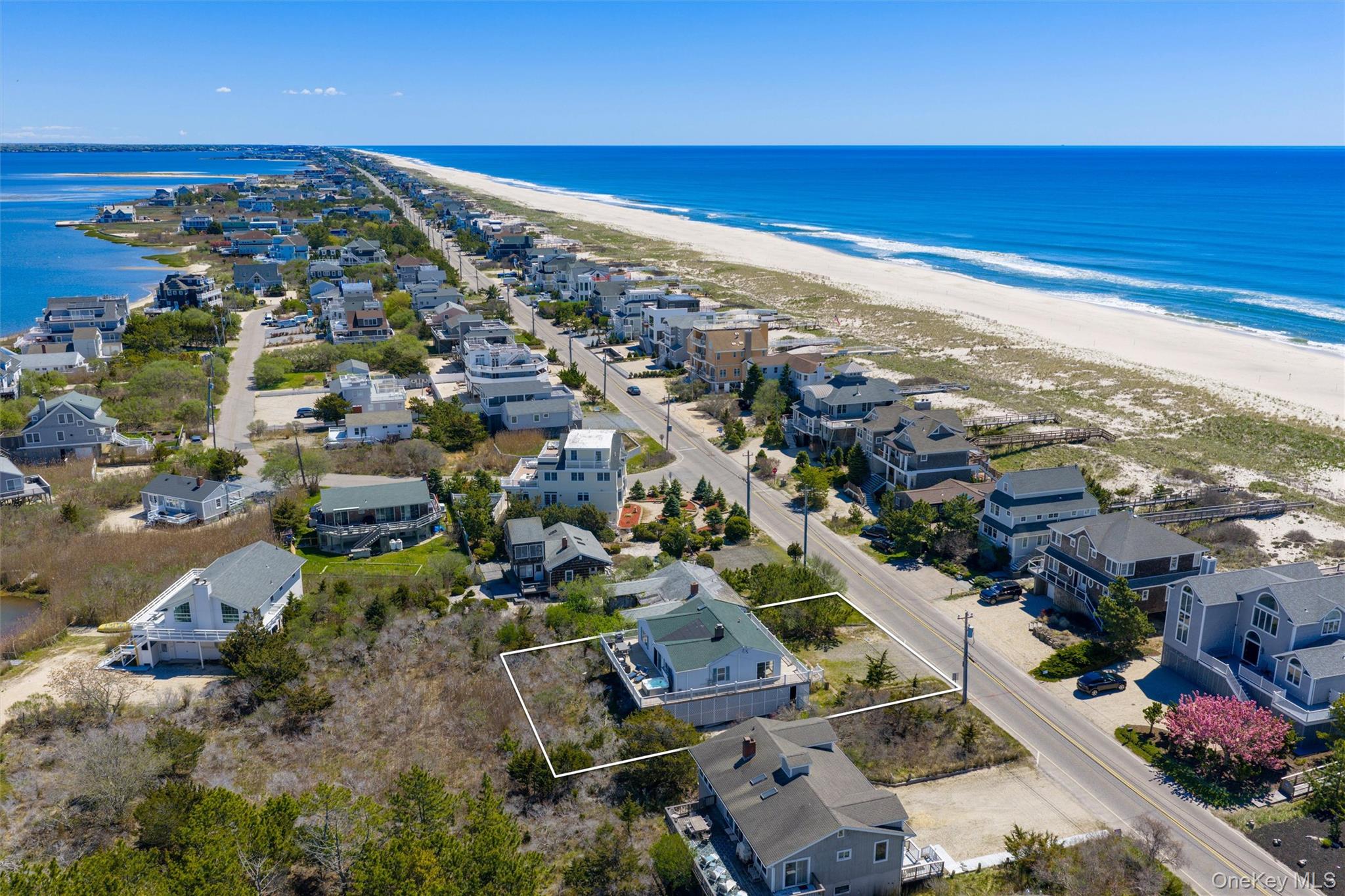 898 Dune Road Property Photo 35