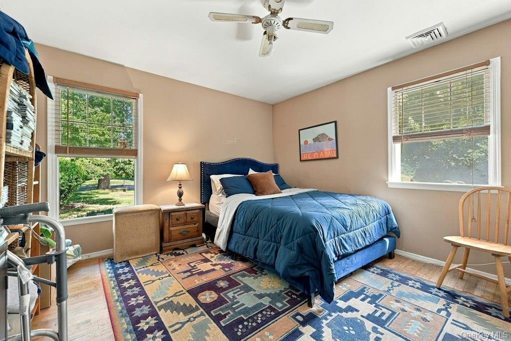 985 Silver Colt Road Property Photo 19