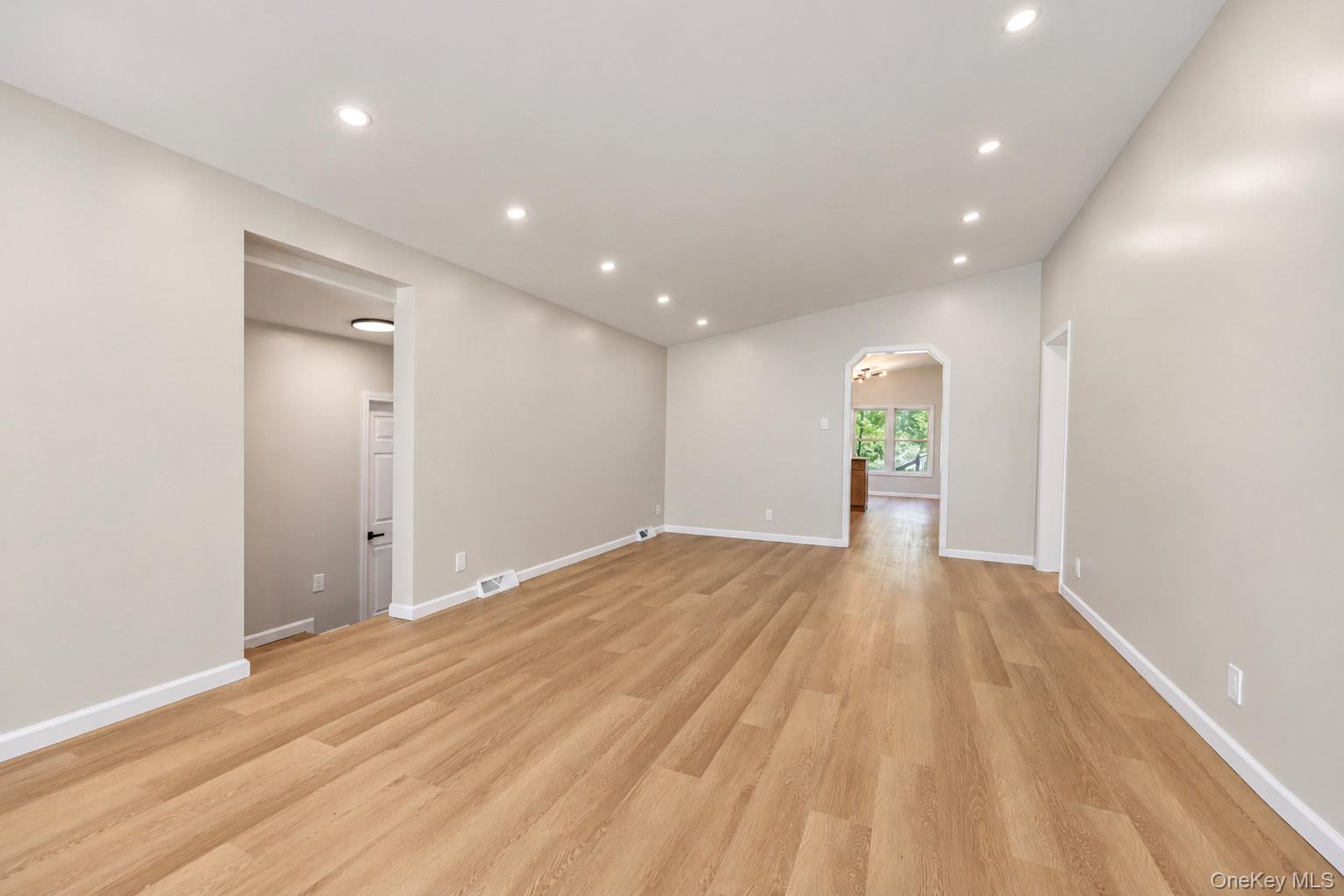 10 Spike Horn Road Property Photo 11